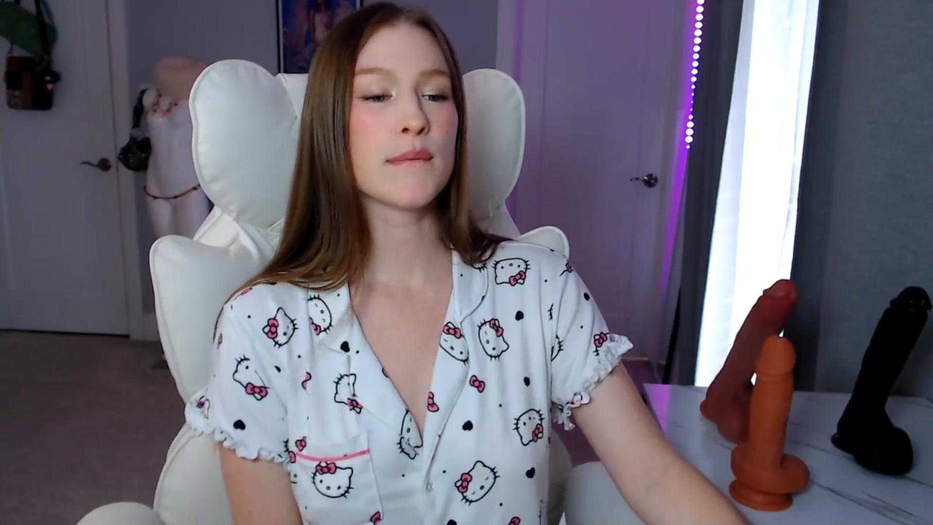 Gallery image thumbnail from GemmaMinx's myfreecams stream on, 03/31/2026, 20:17 image 7 of 20