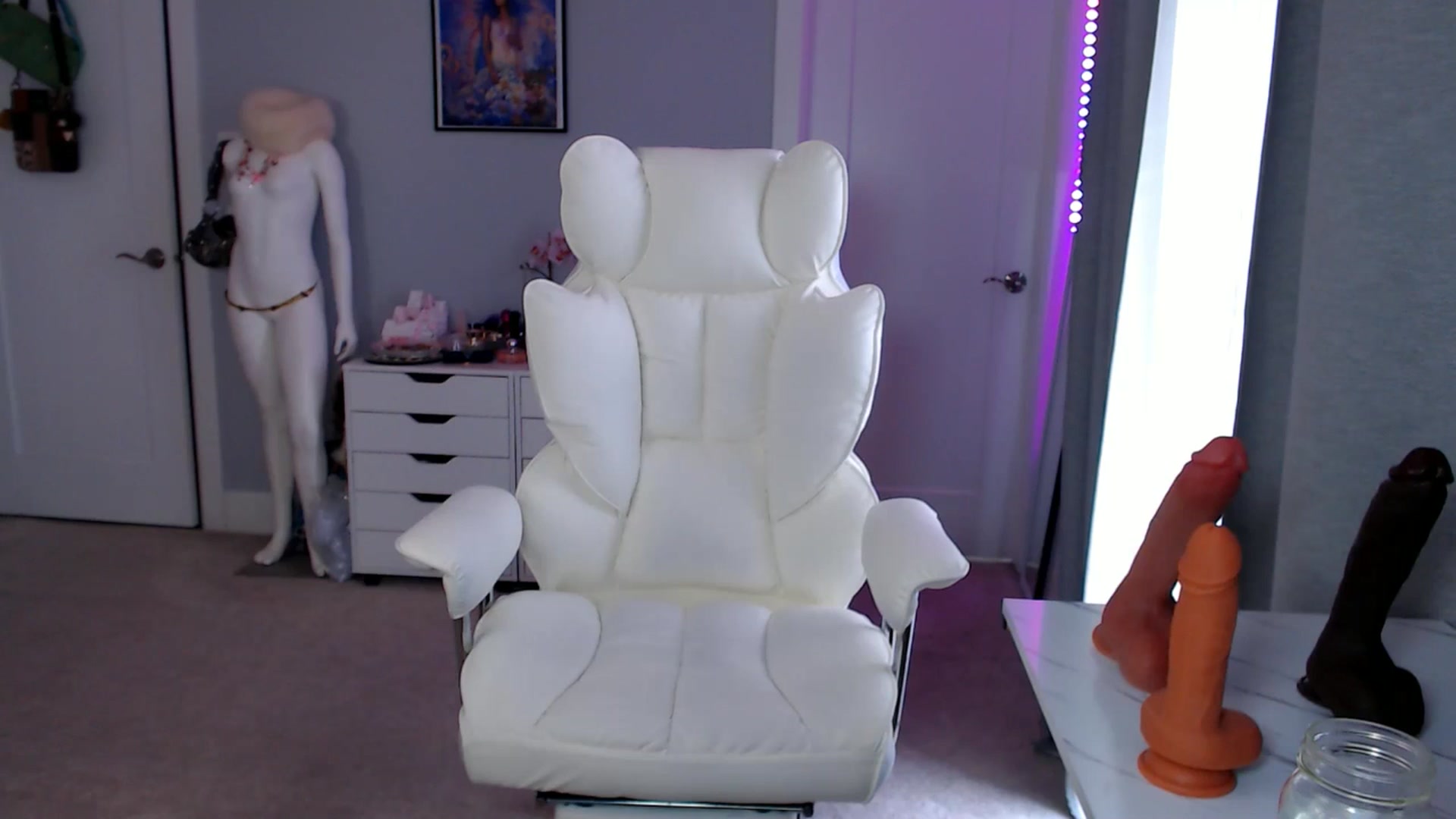 Gallery image thumbnail from GemmaMinx's myfreecams stream on, 03/31/2026, 20:17 image 14 of 20