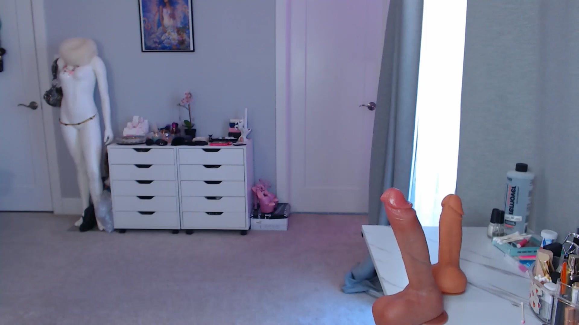 Gallery image thumbnail from GemmaMinx's myfreecams stream on, 04/27/2026, 18:24 image 20 of 20