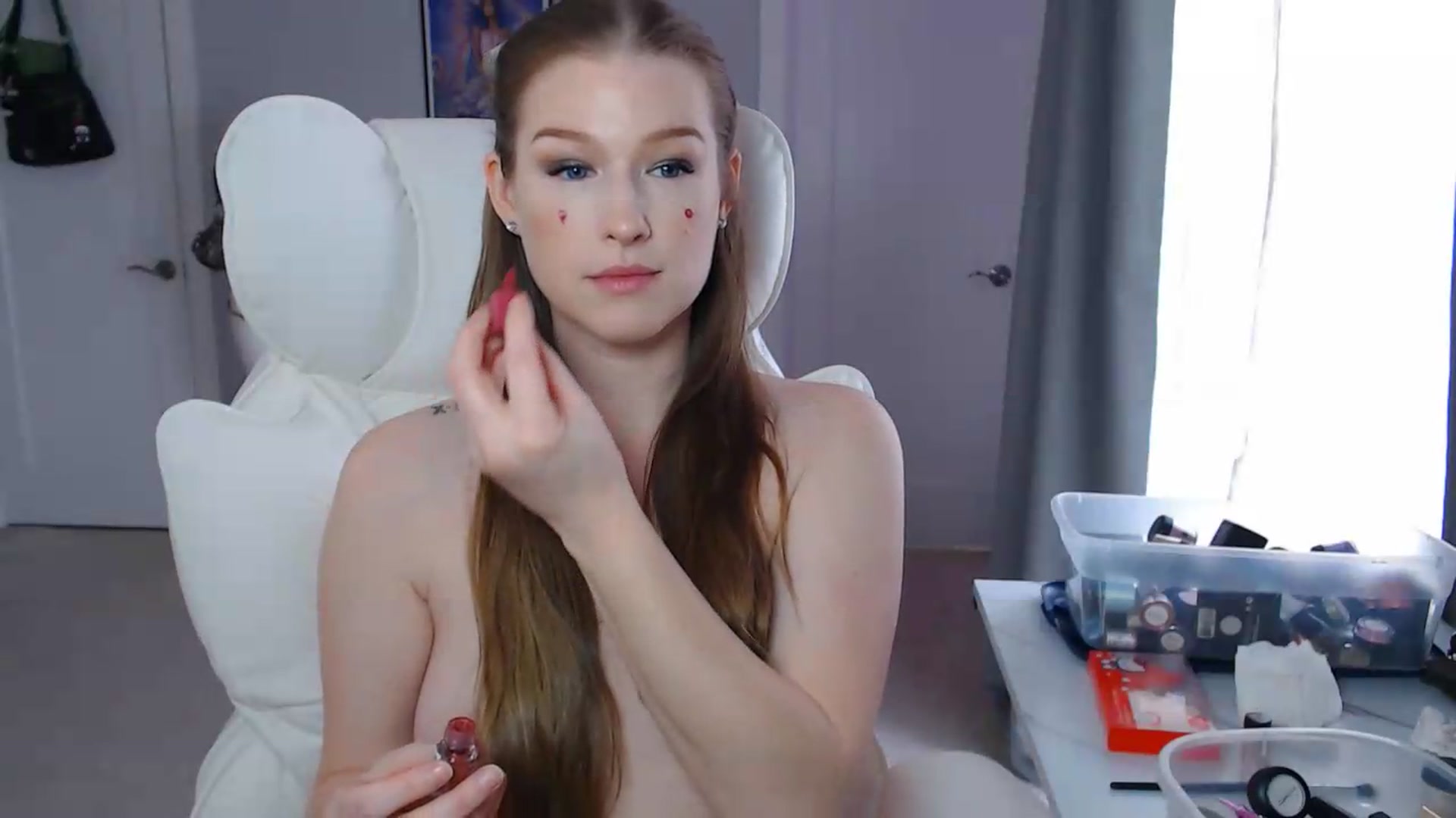 Gallery image thumbnail from GemmaMinx's myfreecams stream on, 05/15/2026, 19:55 image 11 of 20
