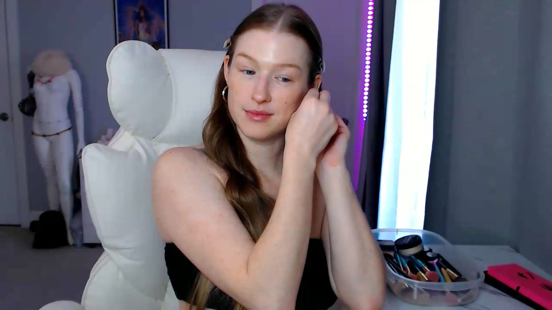 Gallery image thumbnail from GemmaMinx's myfreecams stream on, 06/29/2026, 16:55 image 11 of 20