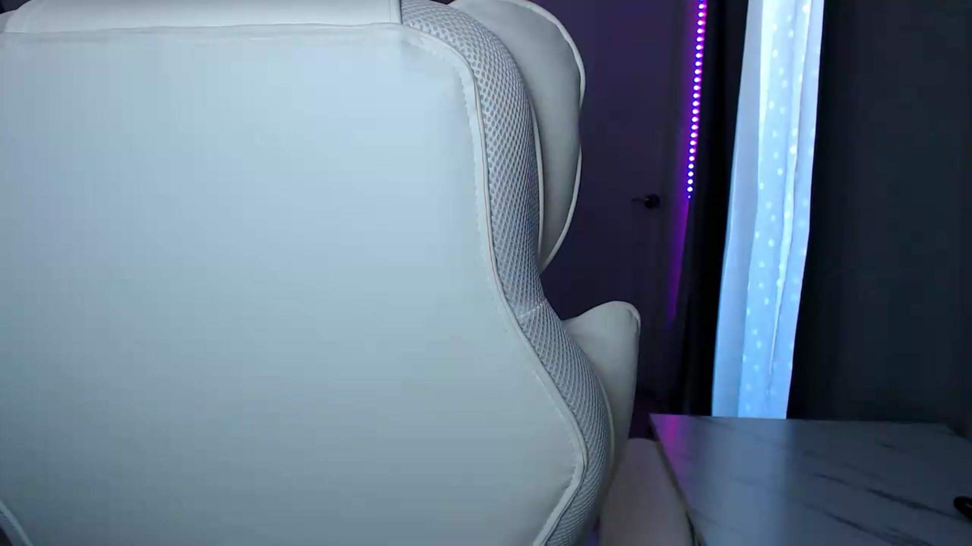 Gallery image thumbnail from GemmaMinx's myfreecams stream on, 06/29/2026, 18:49 image 7 of 20
