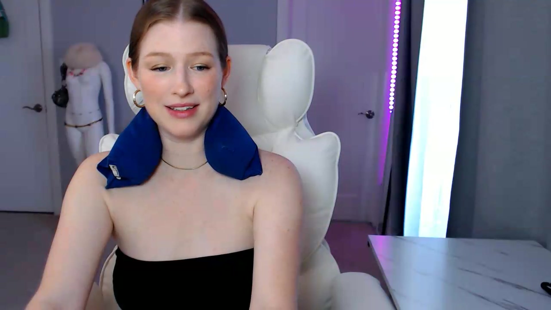 Gallery image thumbnail from GemmaMinx's myfreecams stream on, 06/29/2026, 18:49 image 3 of 20