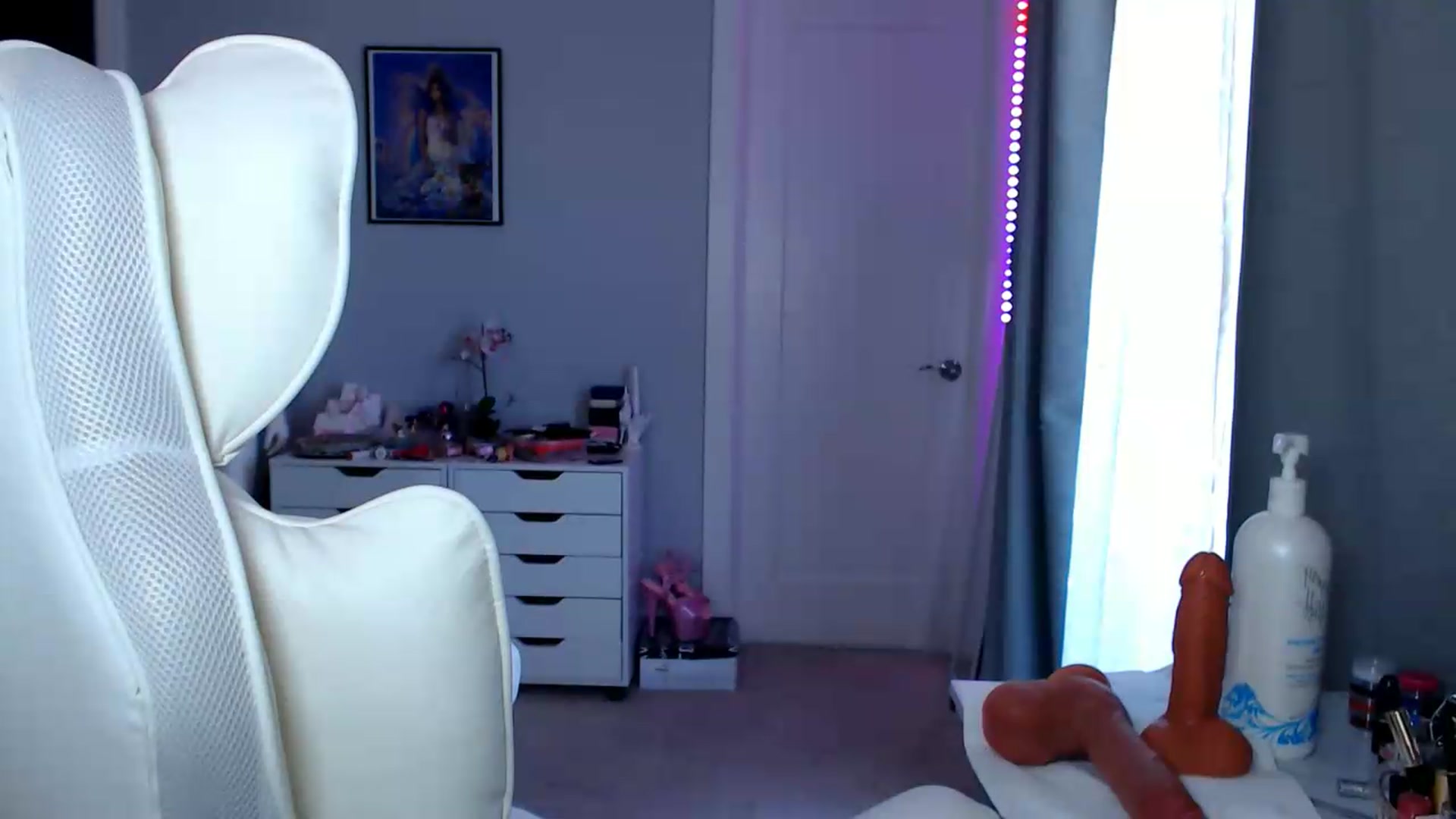 Gallery image thumbnail from GemmaMinx's myfreecams stream on, 07/13/2026, 17:56 image 4 of 20