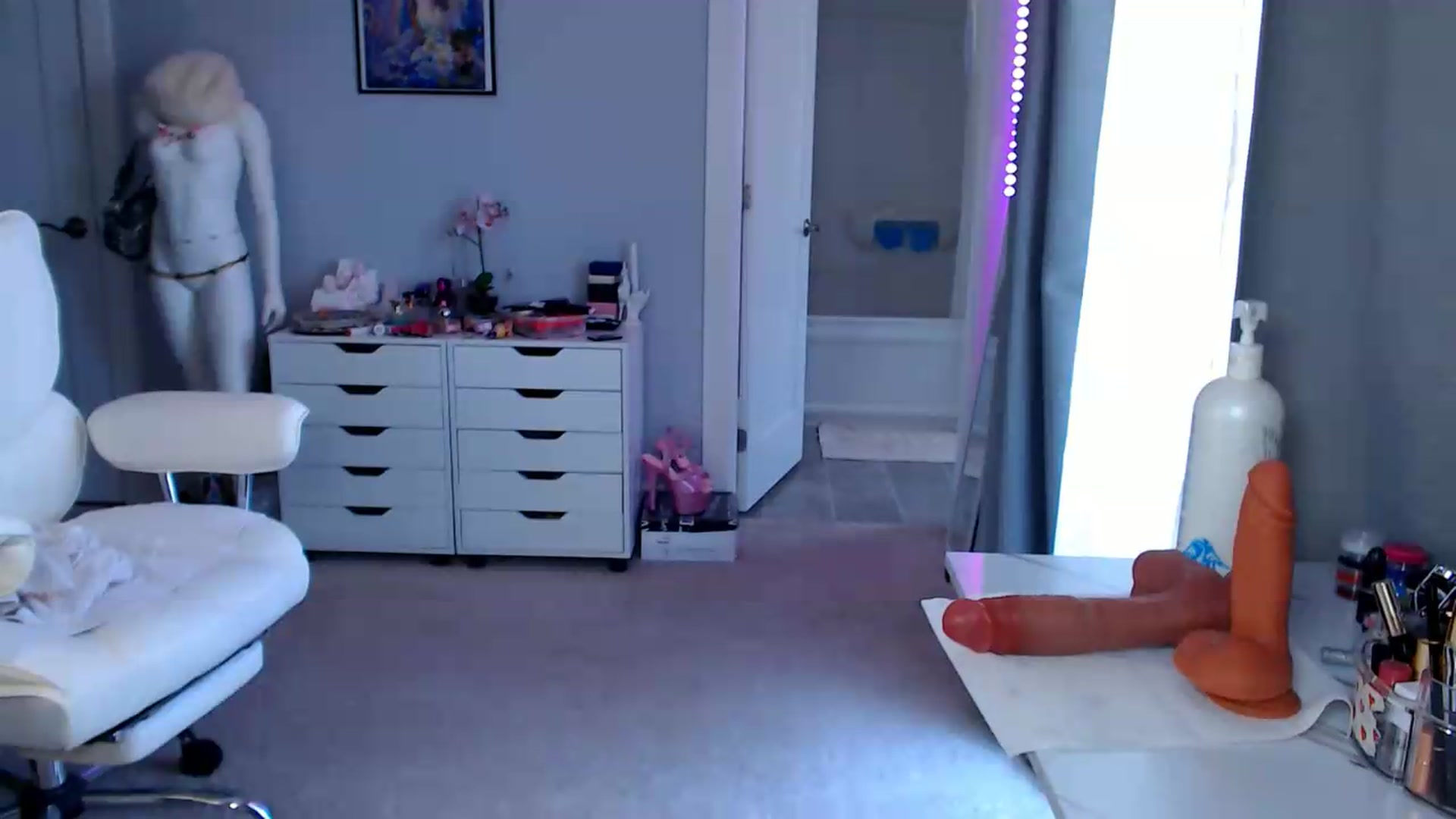 Gallery image thumbnail from GemmaMinx's myfreecams stream on, 07/13/2026, 17:56 image 3 of 20
