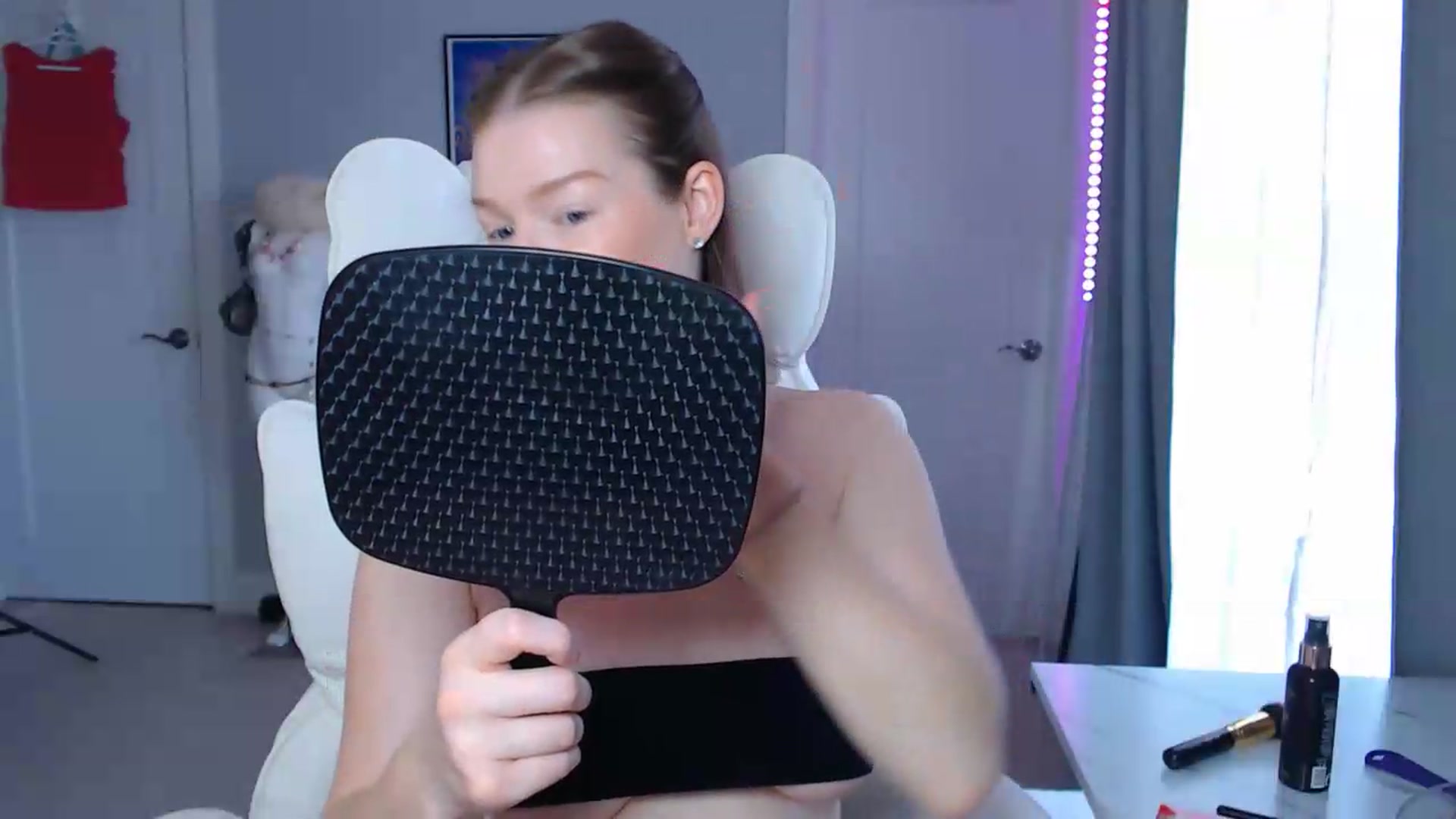Gallery image thumbnail from GemmaMinx's myfreecams stream on, 07/26/2026, 19:00 image 8 of 20