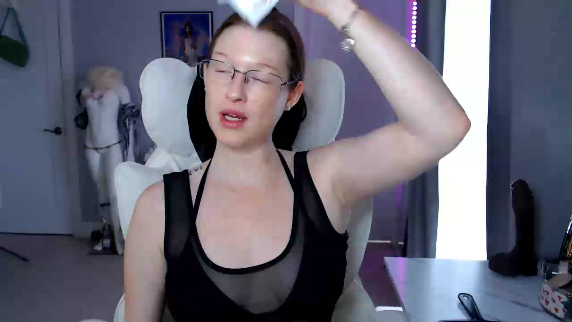 Gallery image thumbnail from GemmaMinx's myfreecams stream on, 07/27/2026, 16:09 image 1 of 20