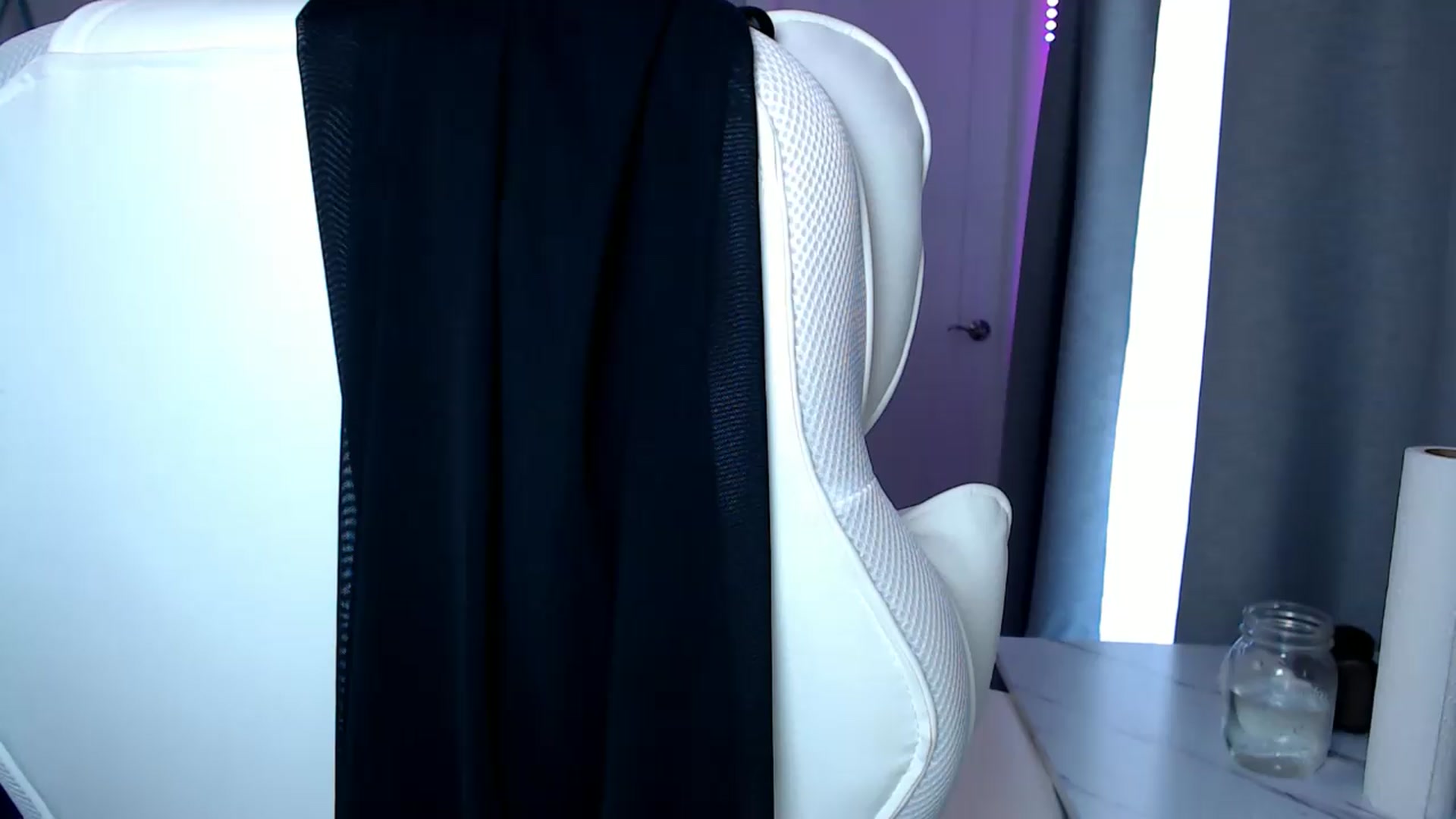 Gallery image thumbnail from GemmaMinx's myfreecams stream on, 07/27/2026, 17:41 image 12 of 20