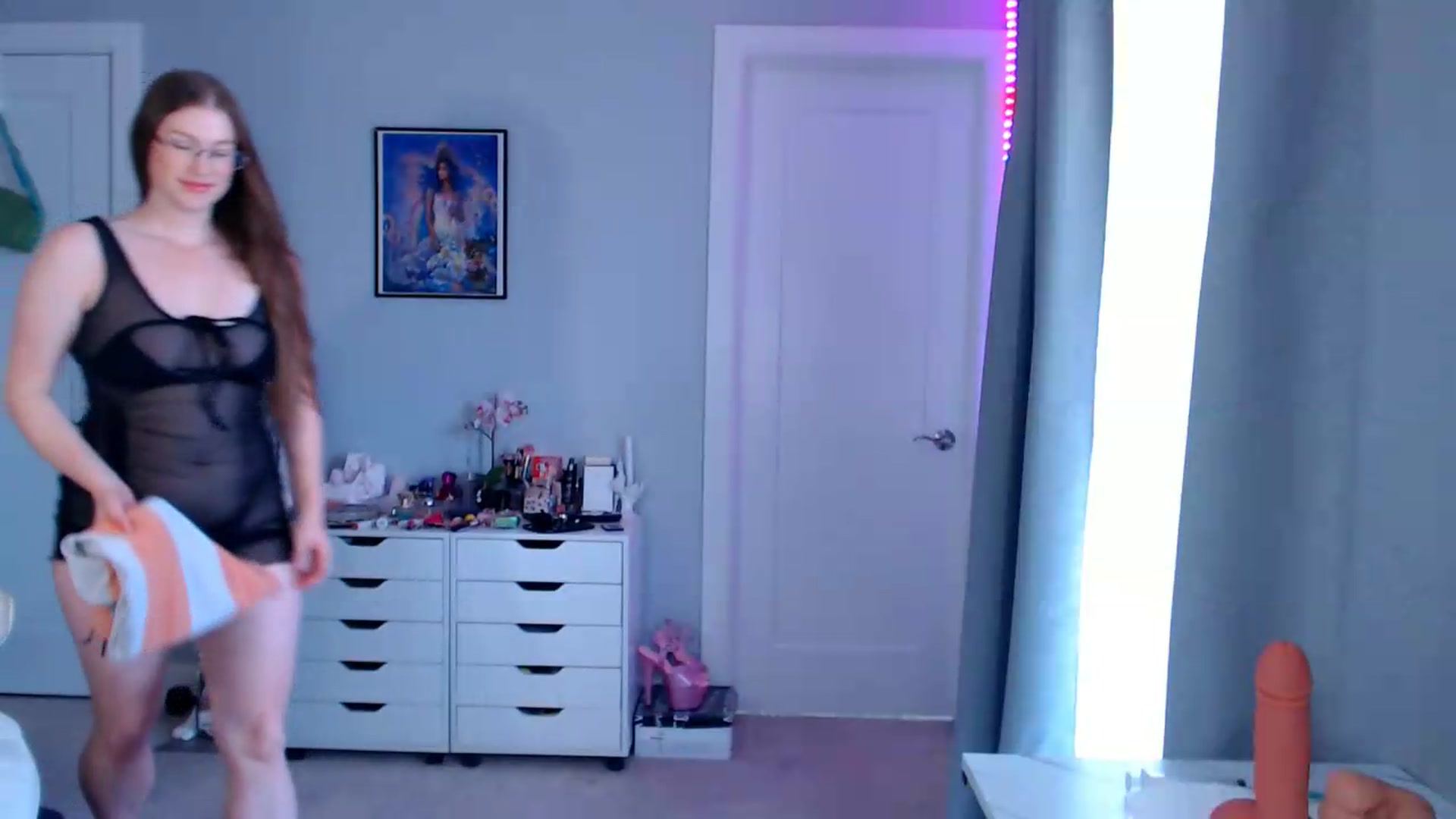 Gallery image thumbnail from GemmaMinx's myfreecams stream on, 07/27/2026, 17:41 image 17 of 20