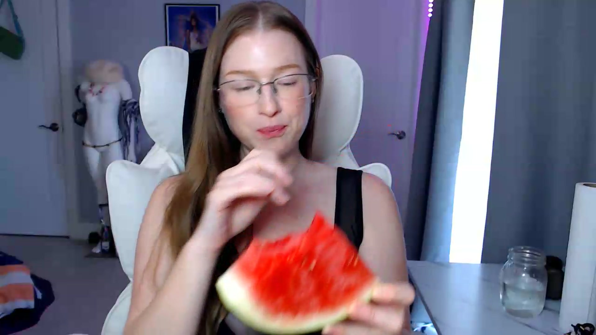 Gallery image thumbnail from GemmaMinx's myfreecams stream on, 07/27/2026, 17:41 image 9 of 20