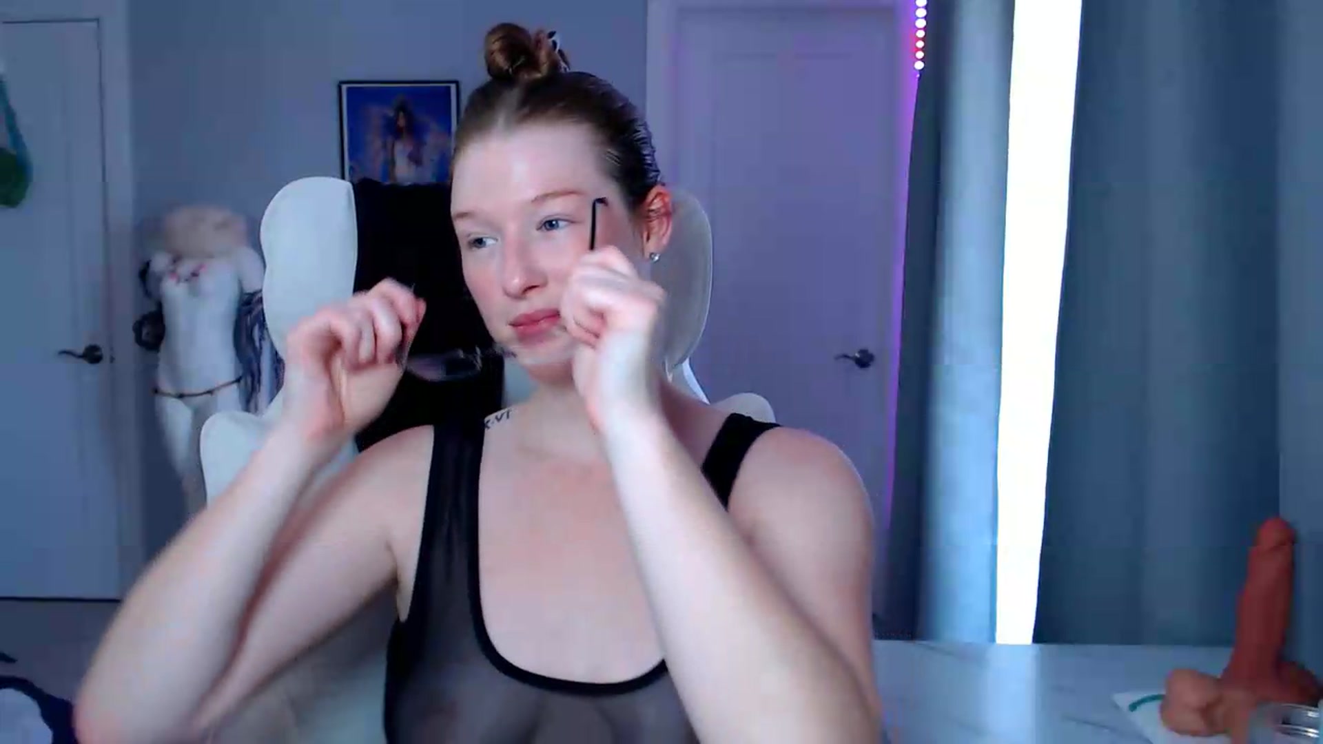 Gallery image thumbnail from GemmaMinx's myfreecams stream on, 07/27/2026, 19:11 image 4 of 20