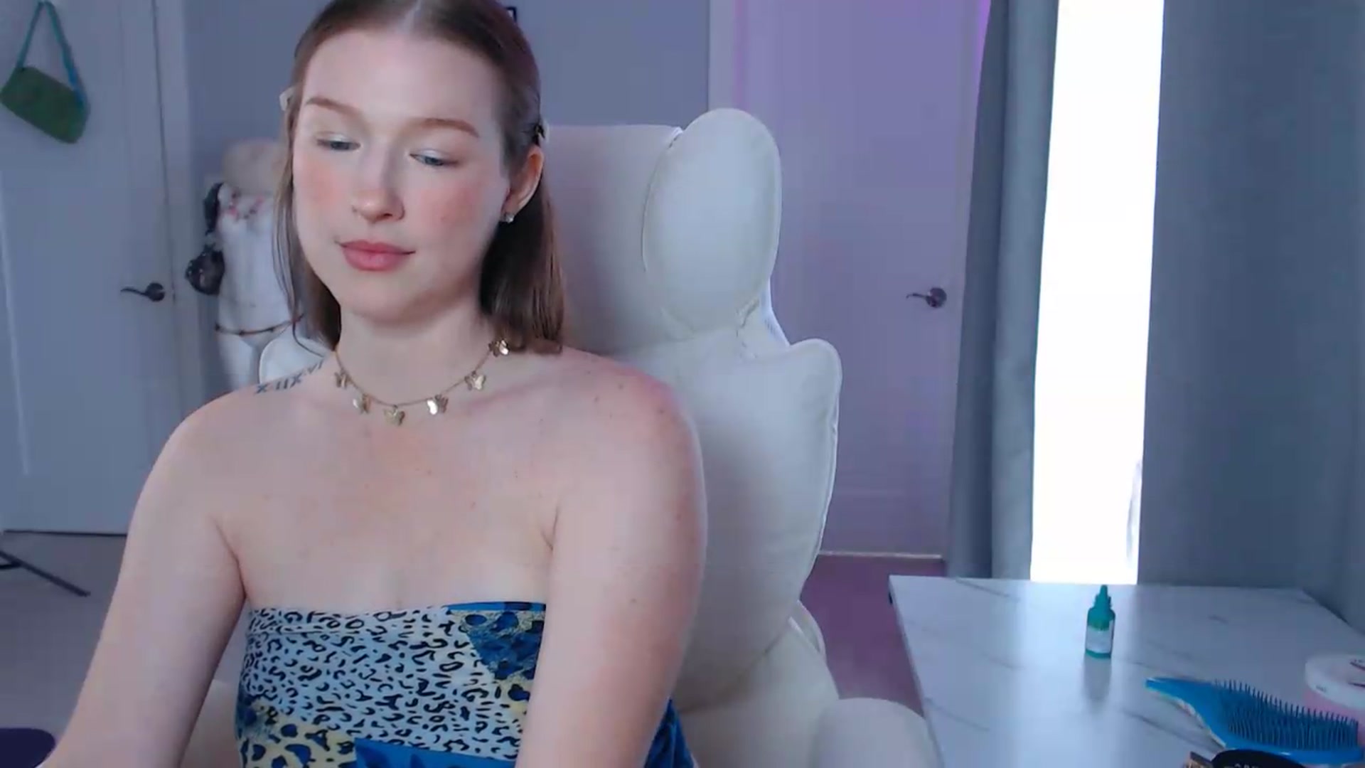 Gallery image thumbnail from GemmaMinx's myfreecams stream on, 07/28/2026, 16:30 image 17 of 20