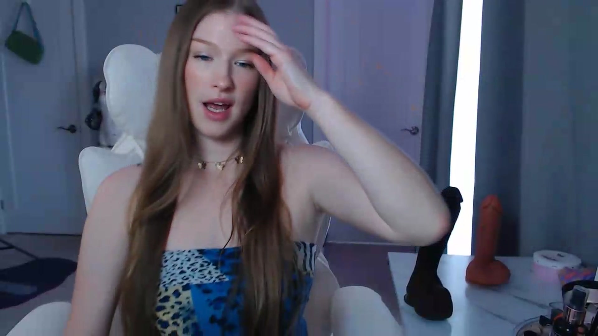 Gallery image thumbnail from GemmaMinx's myfreecams stream on, 07/28/2026, 18:19 image 15 of 20