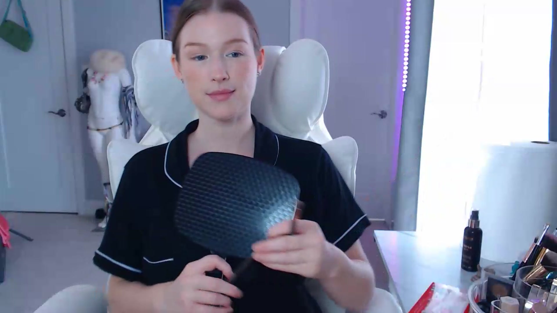 Gallery image thumbnail from GemmaMinx's myfreecams stream on, 07/29/2026, 19:01 image 8 of 20