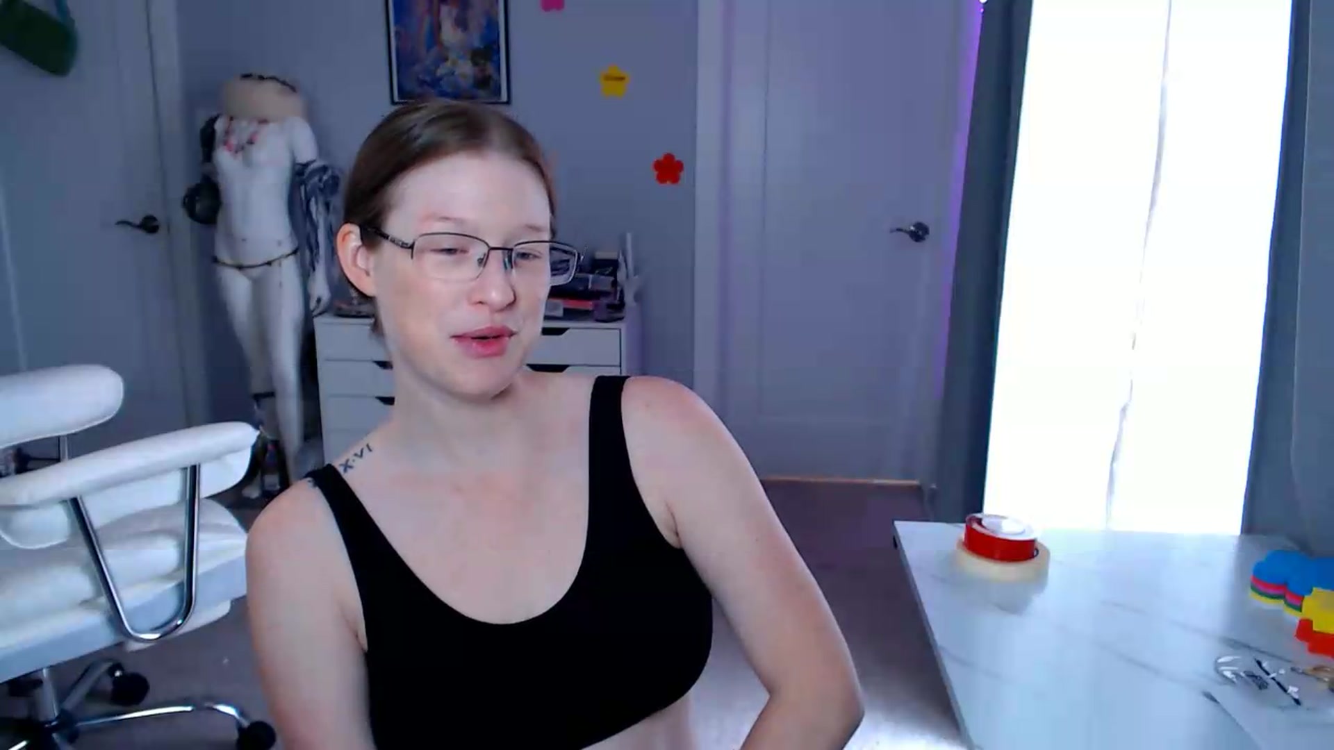 Gallery image thumbnail from GemmaMinx's myfreecams stream on, 08/10/2026, 17:40 image 19 of 20