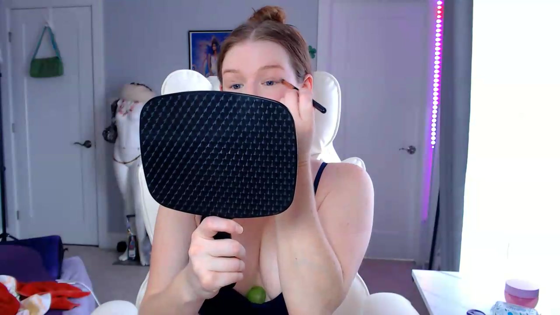 Gallery image thumbnail from GemmaMinx's myfreecams stream on, 08/13/2026, 18:47 image 10 of 20