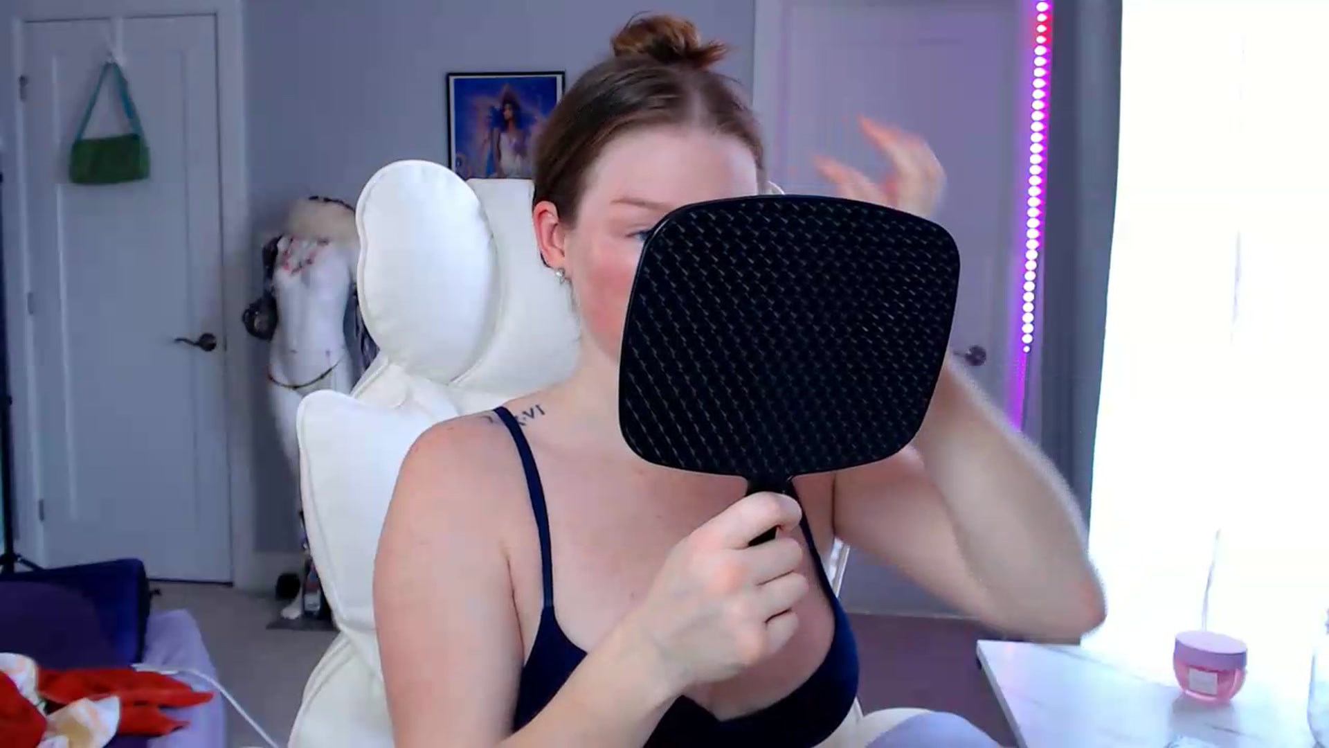 Gallery image thumbnail from GemmaMinx's myfreecams stream on, 08/13/2026, 18:47 image 2 of 20