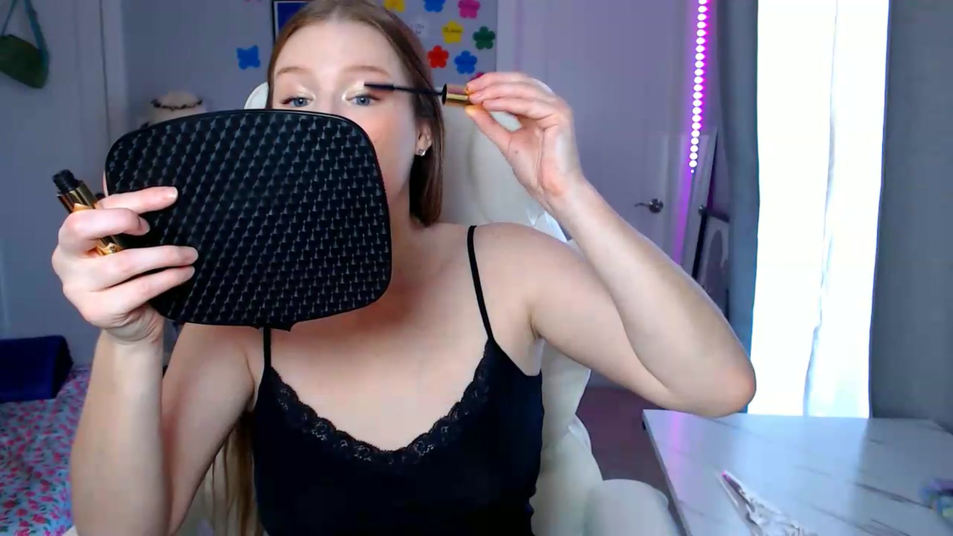 Gallery image thumbnail from GemmaMinx's myfreecams stream on, 08/27/2026, 17:25 image 15 of 20