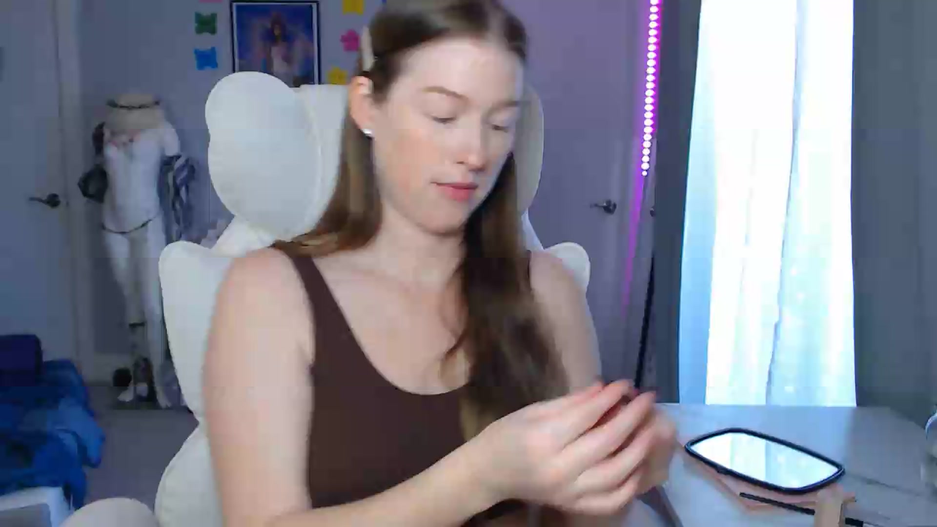 Gallery image thumbnail from GemmaMinx's myfreecams stream on, 08/29/2026, 17:25 image 9 of 20