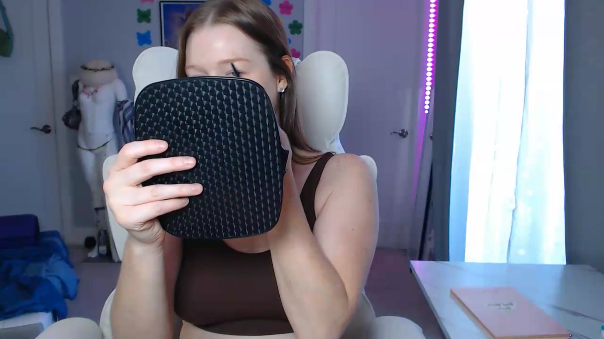 Gallery image thumbnail from GemmaMinx's myfreecams stream on, 08/29/2026, 17:25 image 3 of 20