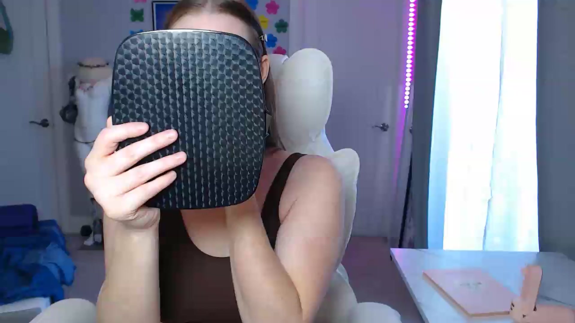 Gallery image thumbnail from GemmaMinx's myfreecams stream on, 08/29/2026, 17:25 image 5 of 20