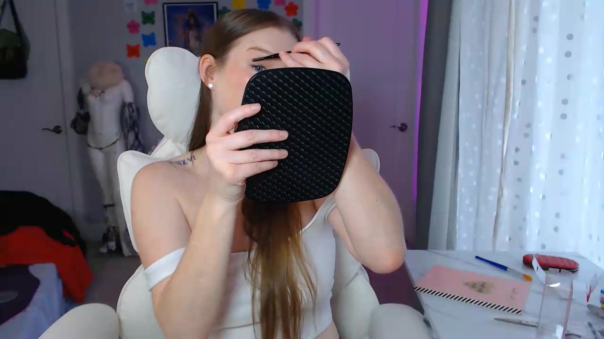 Gallery image thumbnail from GemmaMinx's myfreecams stream on, 09/09/2026, 17:50 image 15 of 20