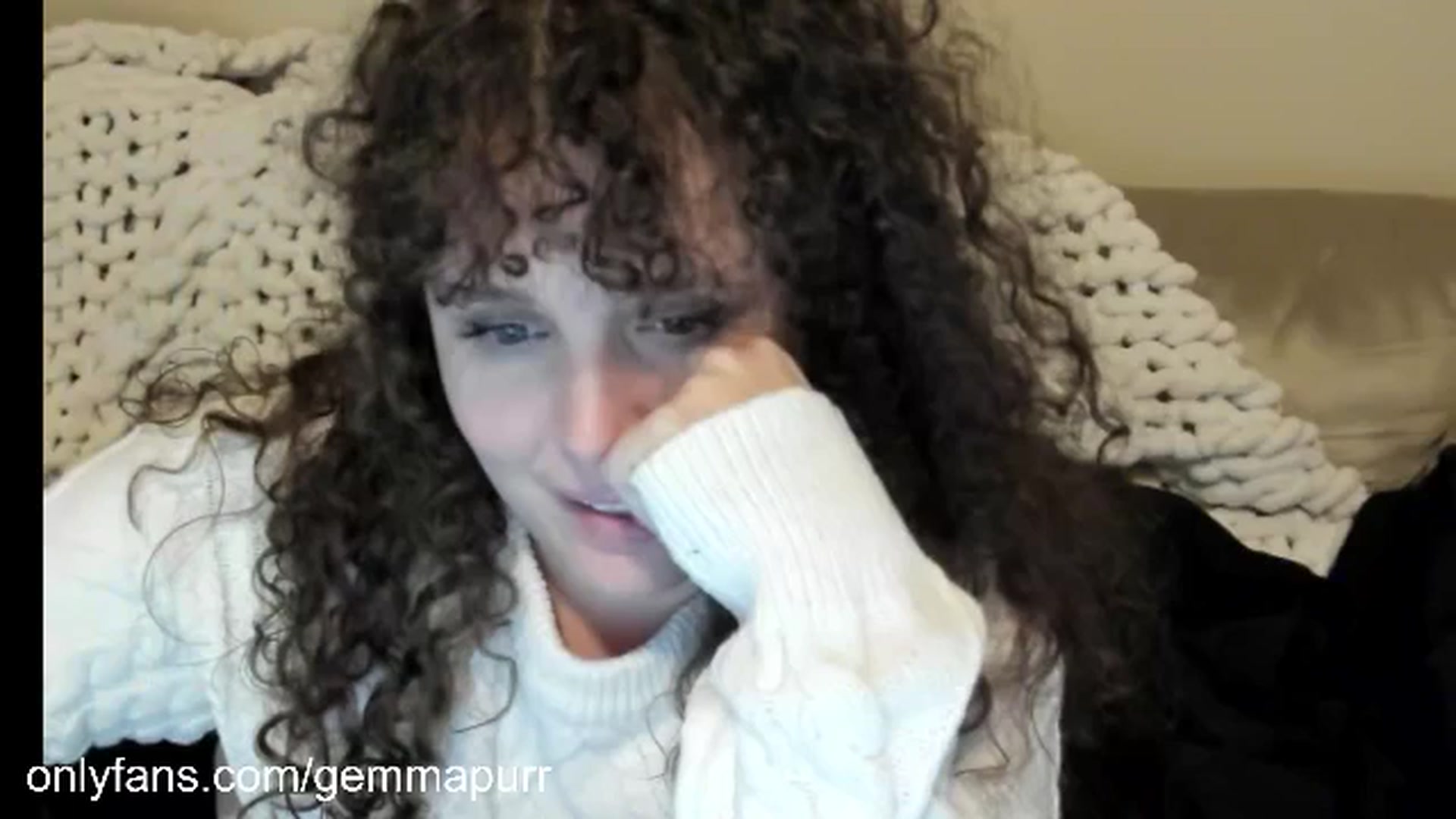 Gallery image thumbnail from GemmaPurr's myfreecams stream on, 11/20/2025, 03:43 image 6 of 20