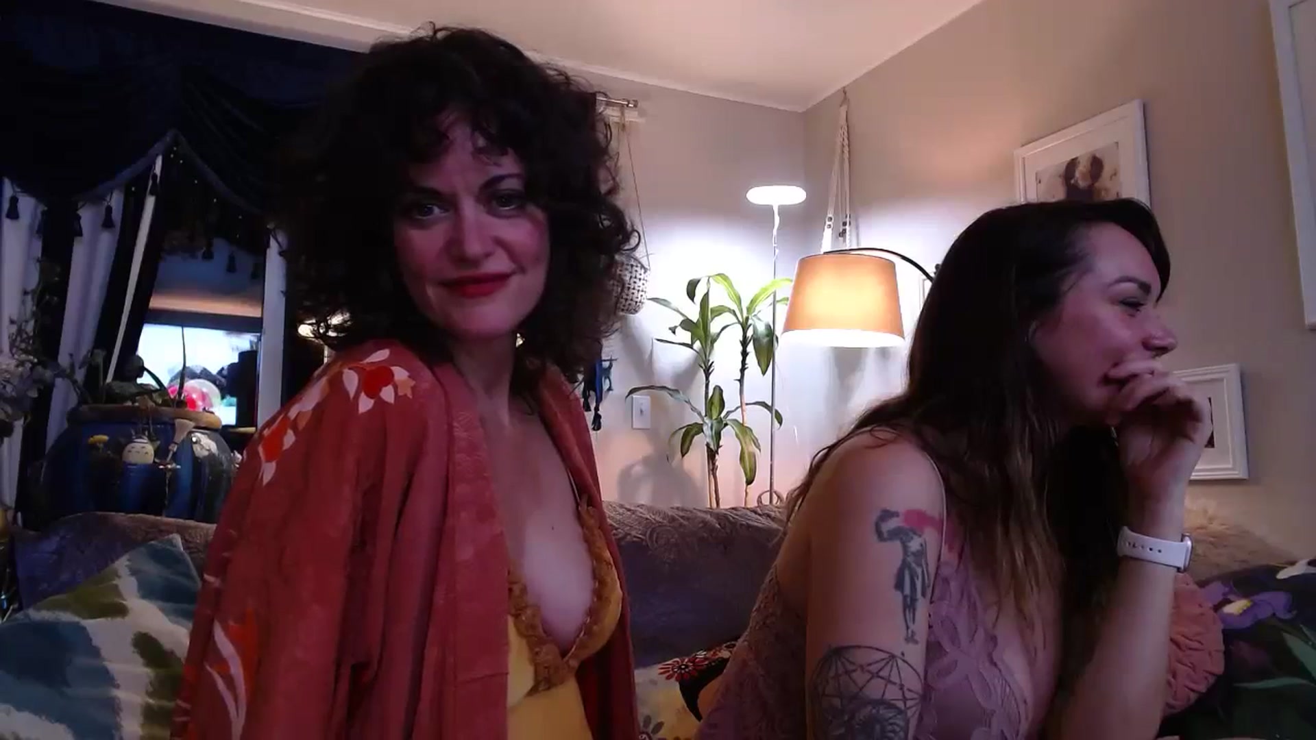 Gallery image thumbnail from GenevieveNyx's myfreecams stream on, 01/12/2024, 05:06 image 20 of 20