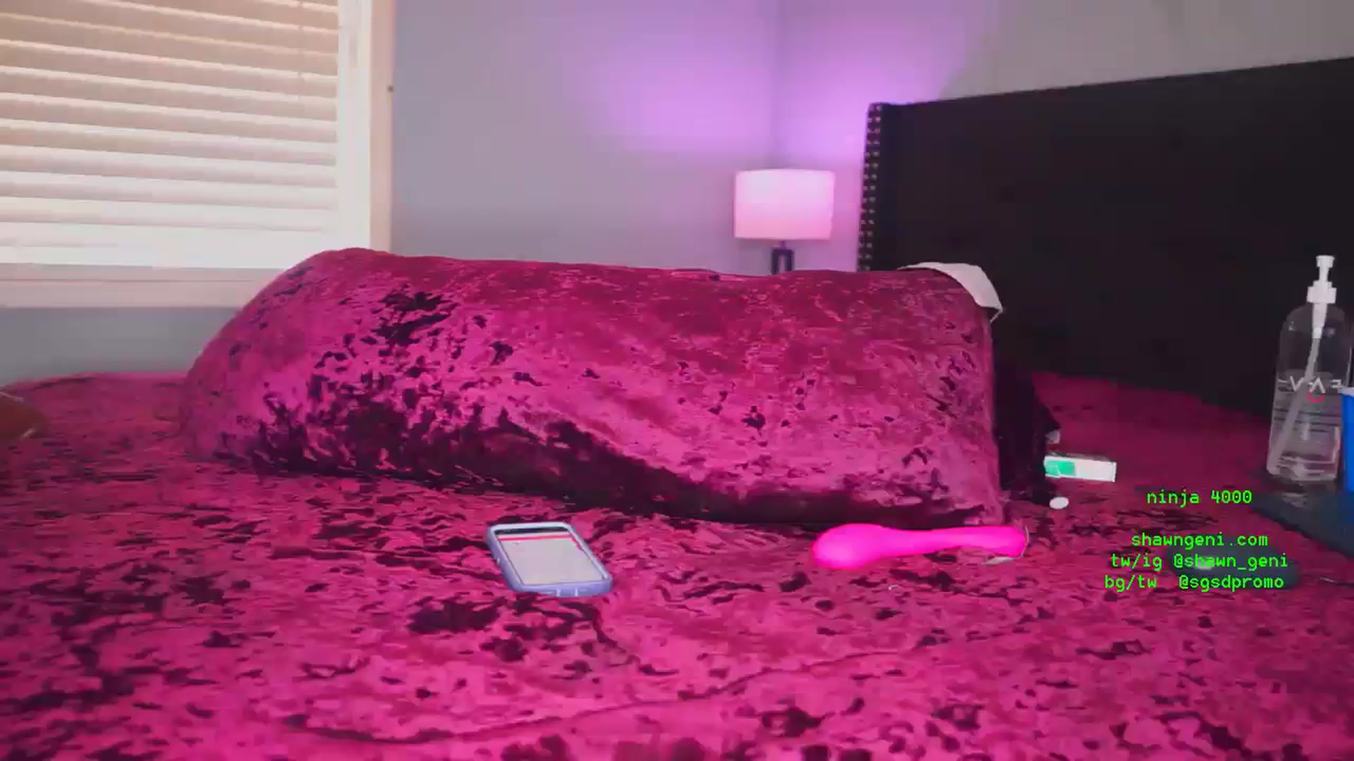 Gallery image thumbnail from GeniBae's myfreecams stream on, 02/17/2024, 16:32 image 19 of 20