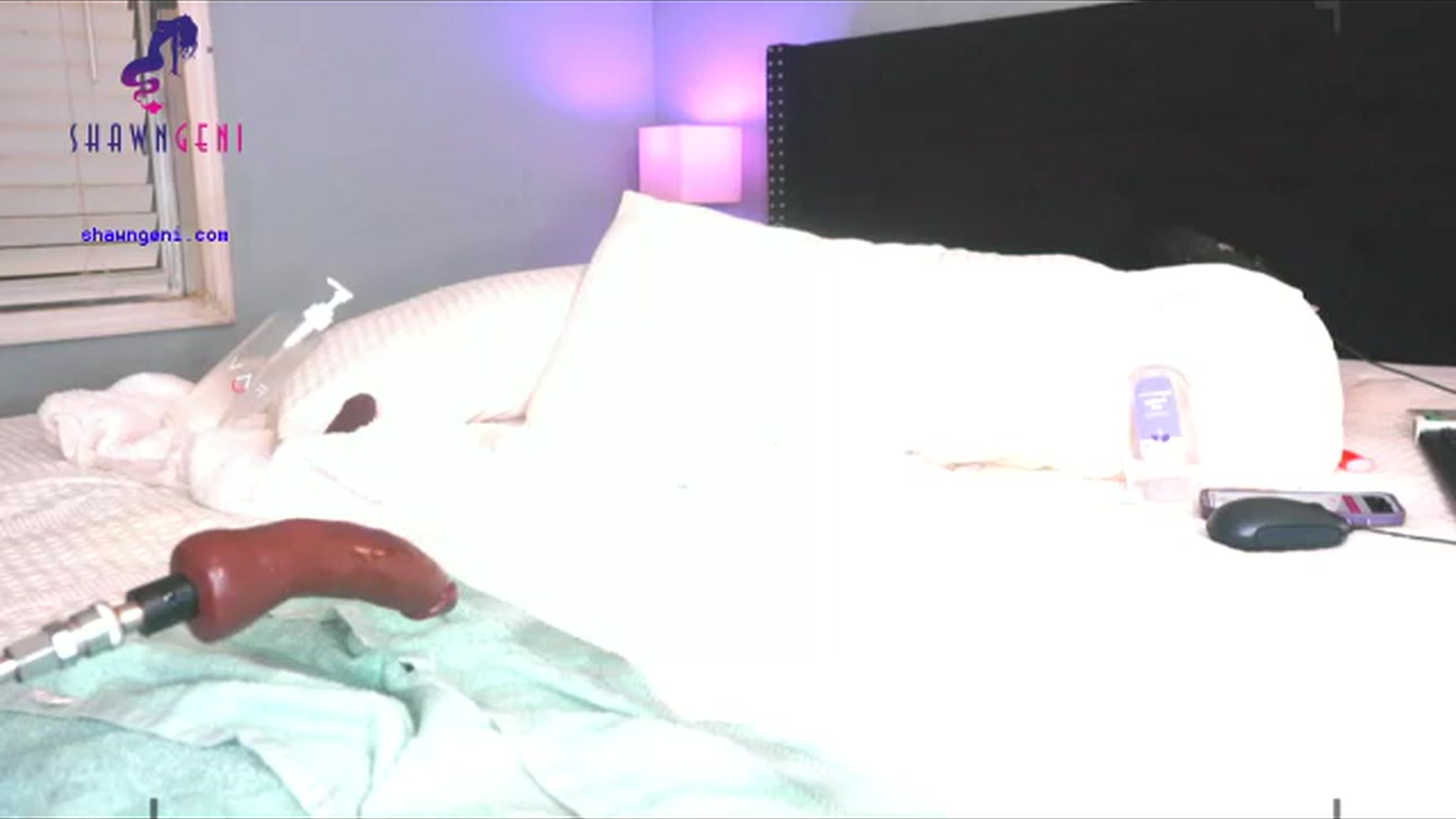 Gallery image thumbnail from GeniBae's myfreecams stream on, 07/22/2024, 04:55 image 9 of 20