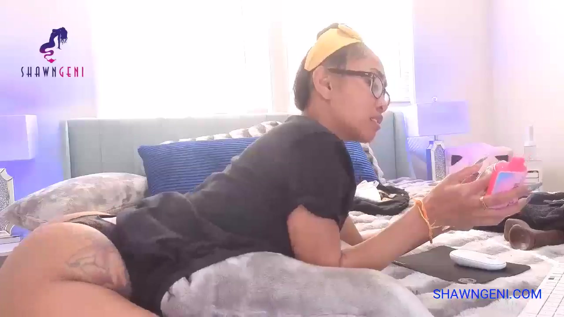 Gallery image thumbnail from GeniBae's myfreecams stream on, 10/22/2025, 23:41 image 3 of 20