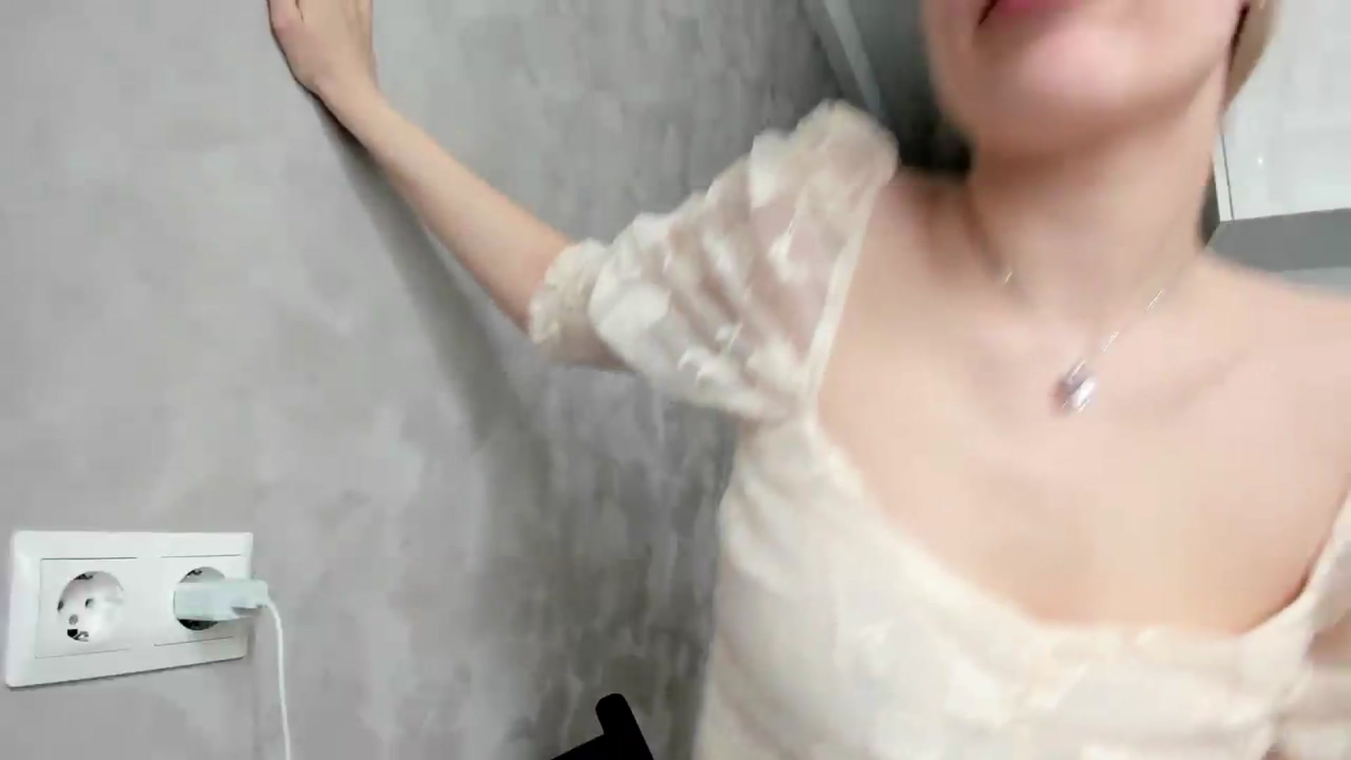 Gallery image thumbnail from GentleGirl's myfreecams stream on, 05/10/2026, 10:10 image 5 of 20