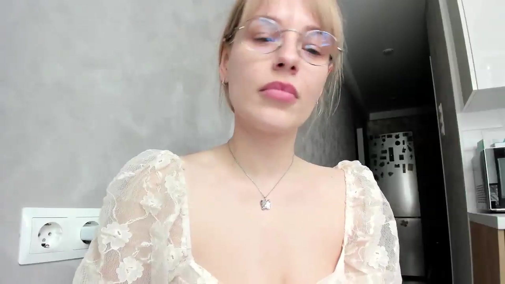 Gallery image thumbnail from GentleGirl's myfreecams stream on, 05/10/2026, 10:10 image 4 of 20
