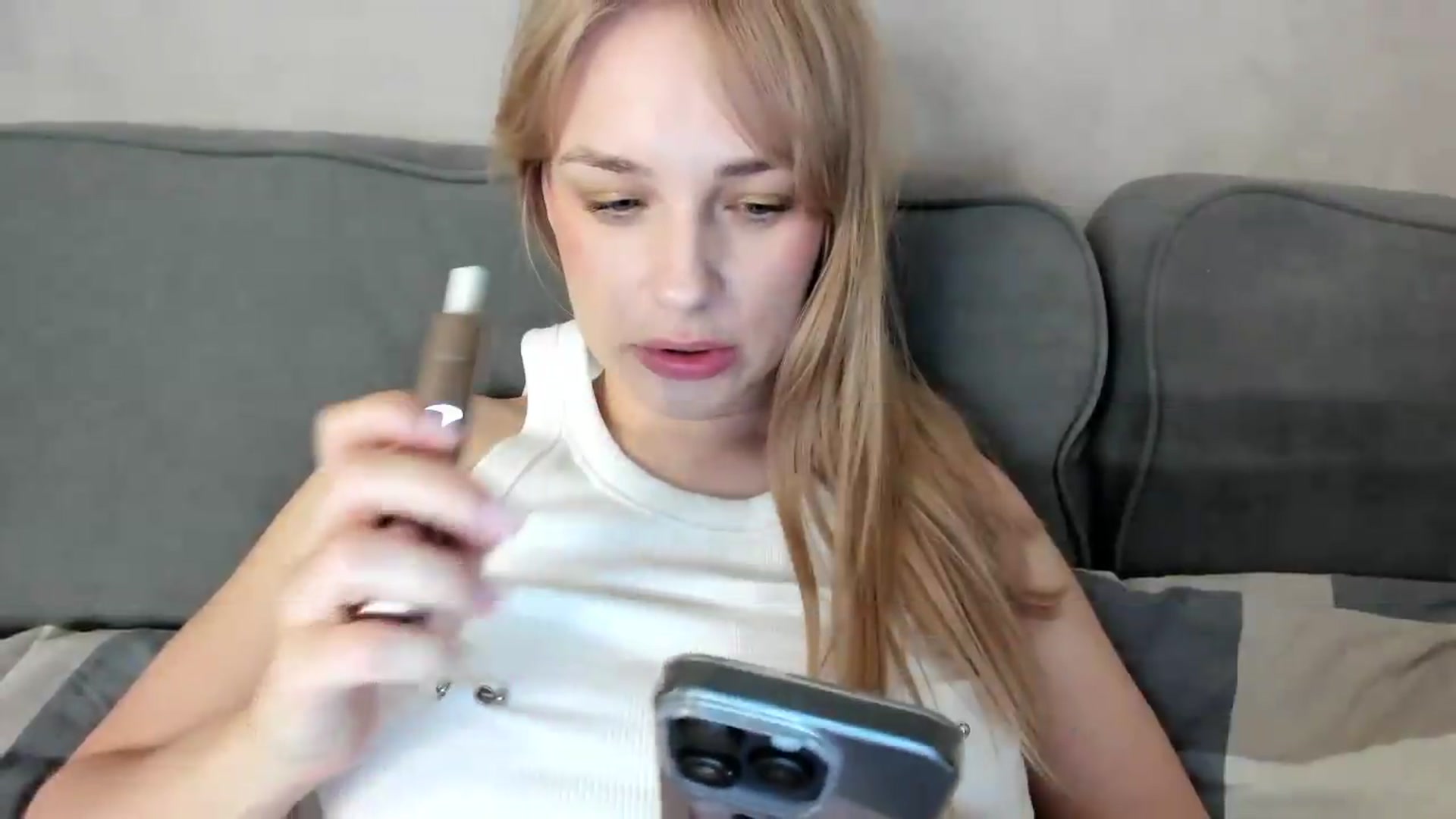Gallery image thumbnail from GentleGirl's myfreecams stream on, 08/09/2026, 10:14 image 5 of 20