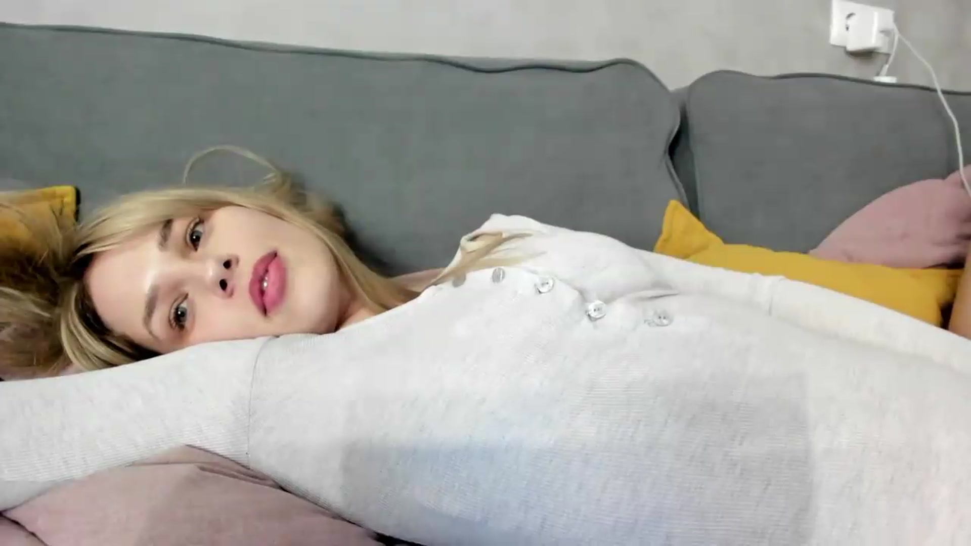 Gallery image thumbnail from GentleGirl's myfreecams stream on, 08/30/2026, 12:15 image 15 of 20