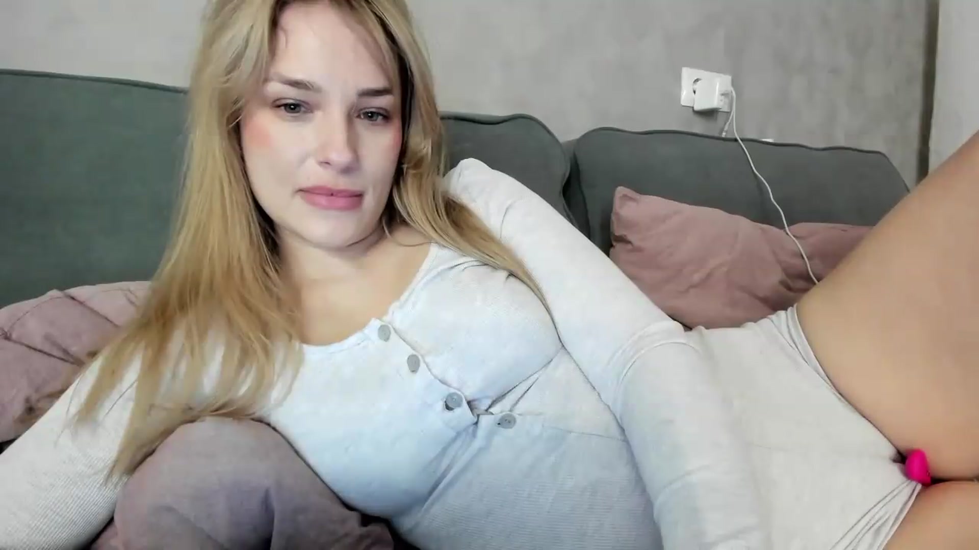 Gallery image thumbnail from GentleGirl's myfreecams stream on, 09/03/2026, 09:28 image 13 of 20
