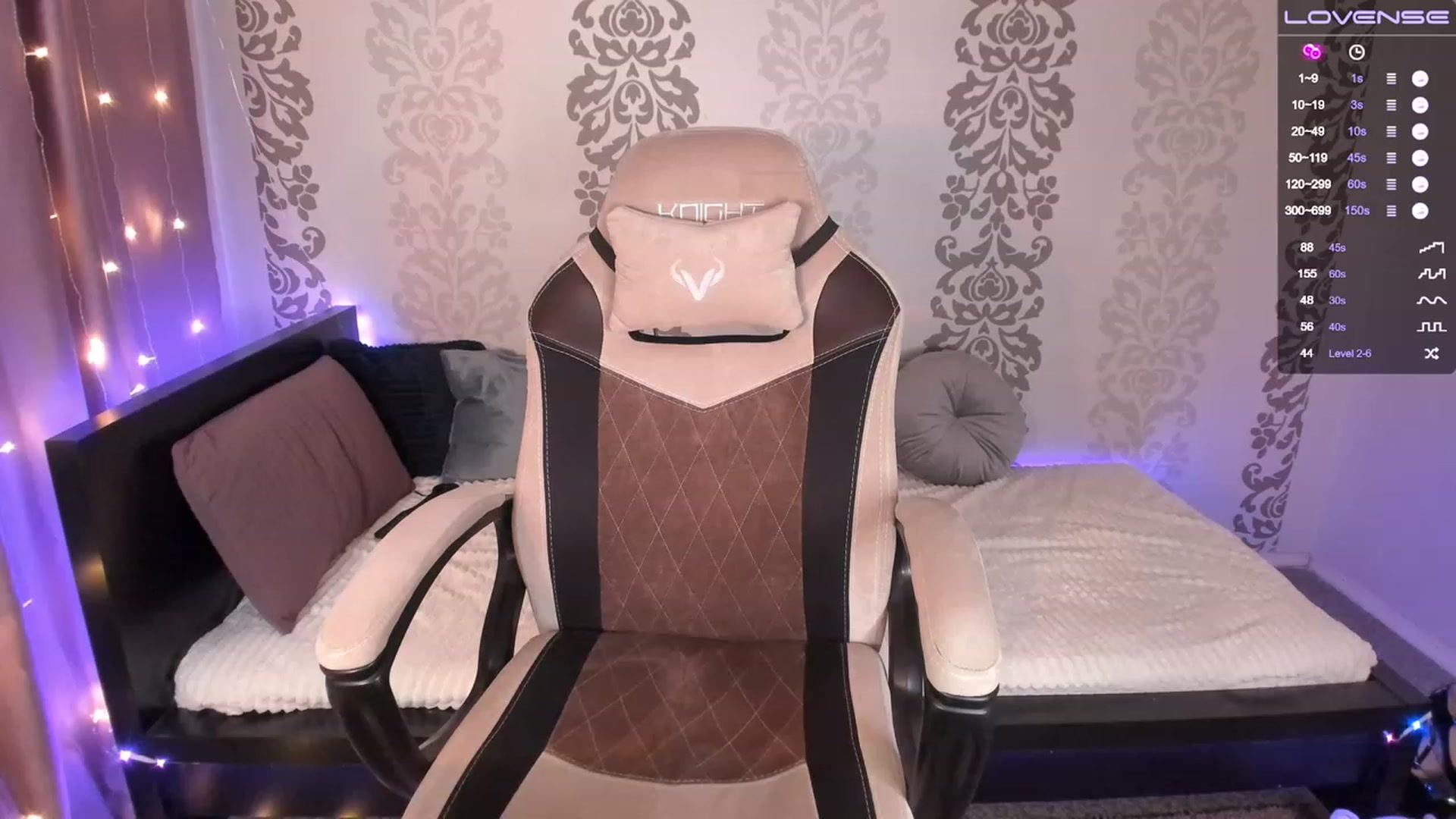 Gallery image thumbnail from GentleTiffany's myfreecams stream on, 07/16/2023, 13:49 image 7 of 20