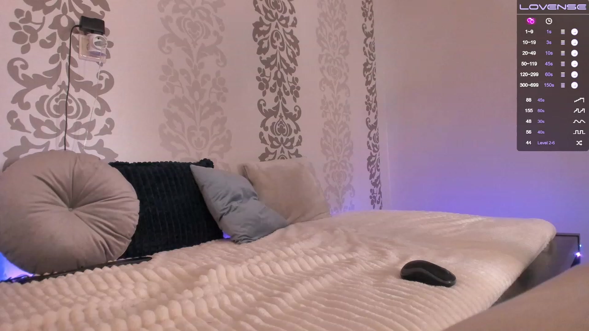 Gallery image thumbnail from GentleTiffany's myfreecams stream on, 07/19/2023, 12:20 image 8 of 20