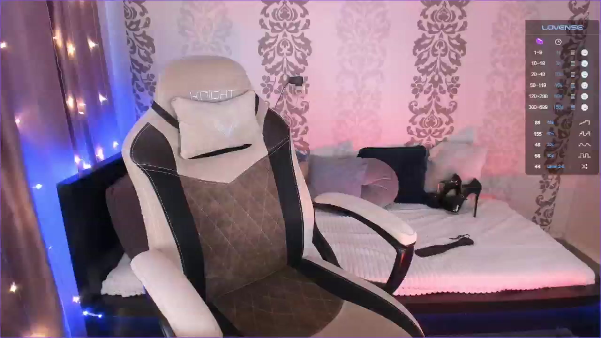 Gallery image thumbnail from GentleTiffany's myfreecams stream on, 05/14/2024, 13:01 image 4 of 20