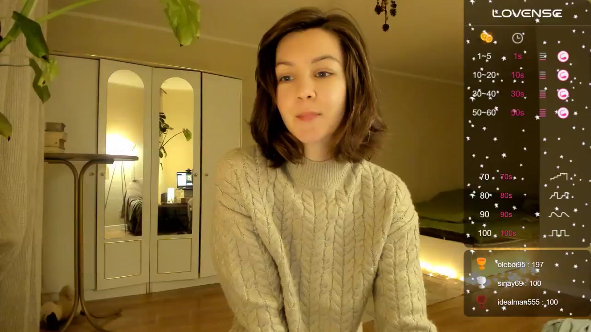 Gallery image thumbnail from Gentlecontent's myfreecams stream on, 12/15/2024, 15:54 image 8 of 20