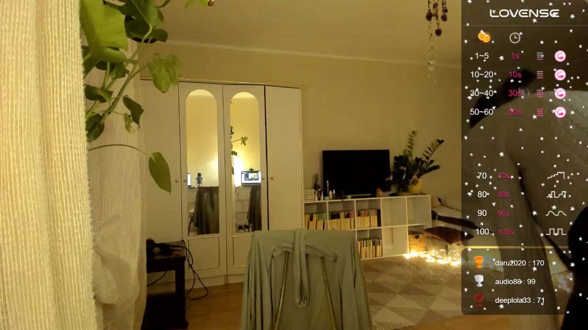 Gallery image thumbnail from Gentlecontent's myfreecams stream on, 12/21/2024, 14:26 image 2 of 20