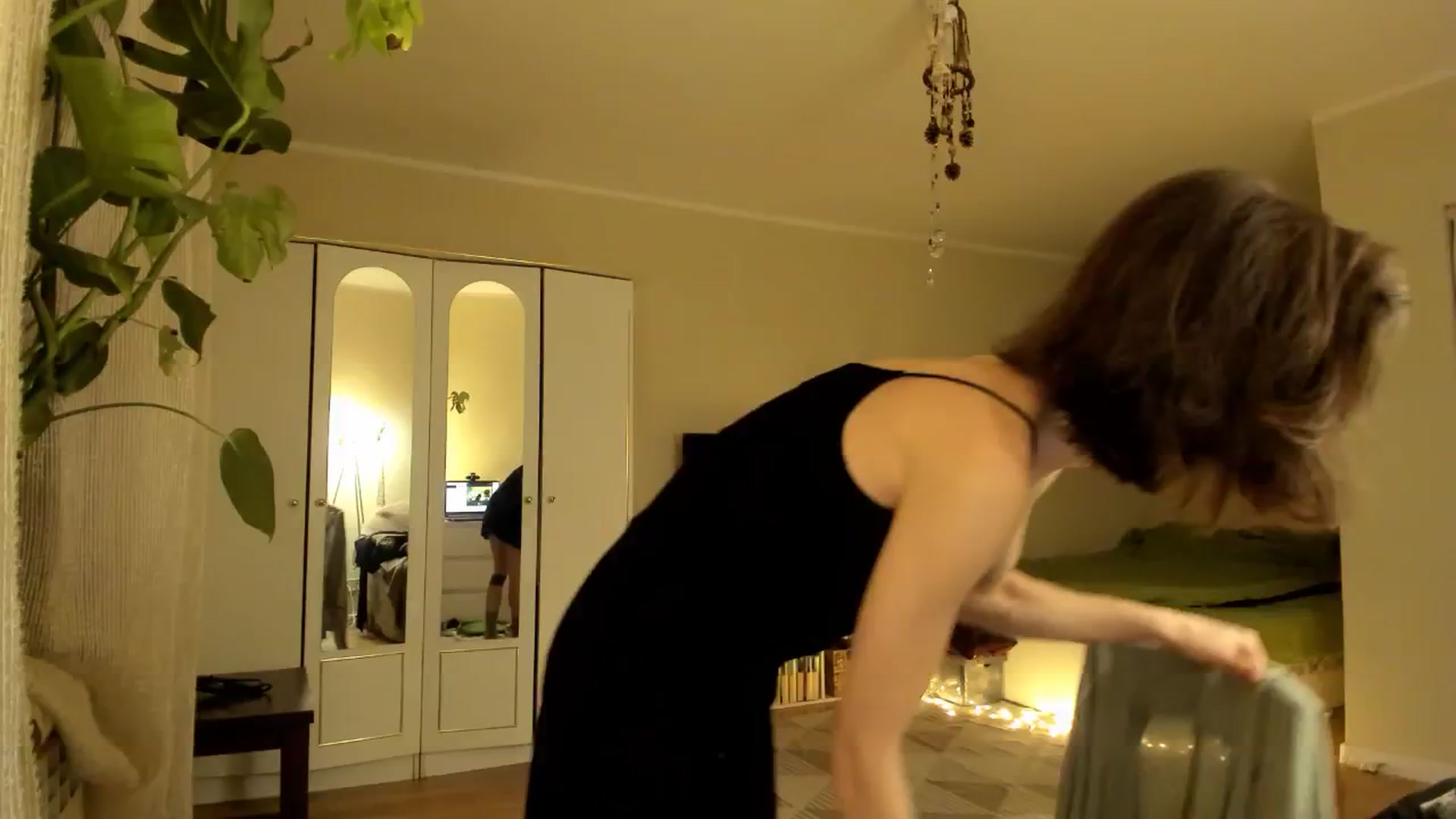 Gallery image thumbnail from Gentlecontent's myfreecams stream on, 12/24/2024, 18:34 image 14 of 20