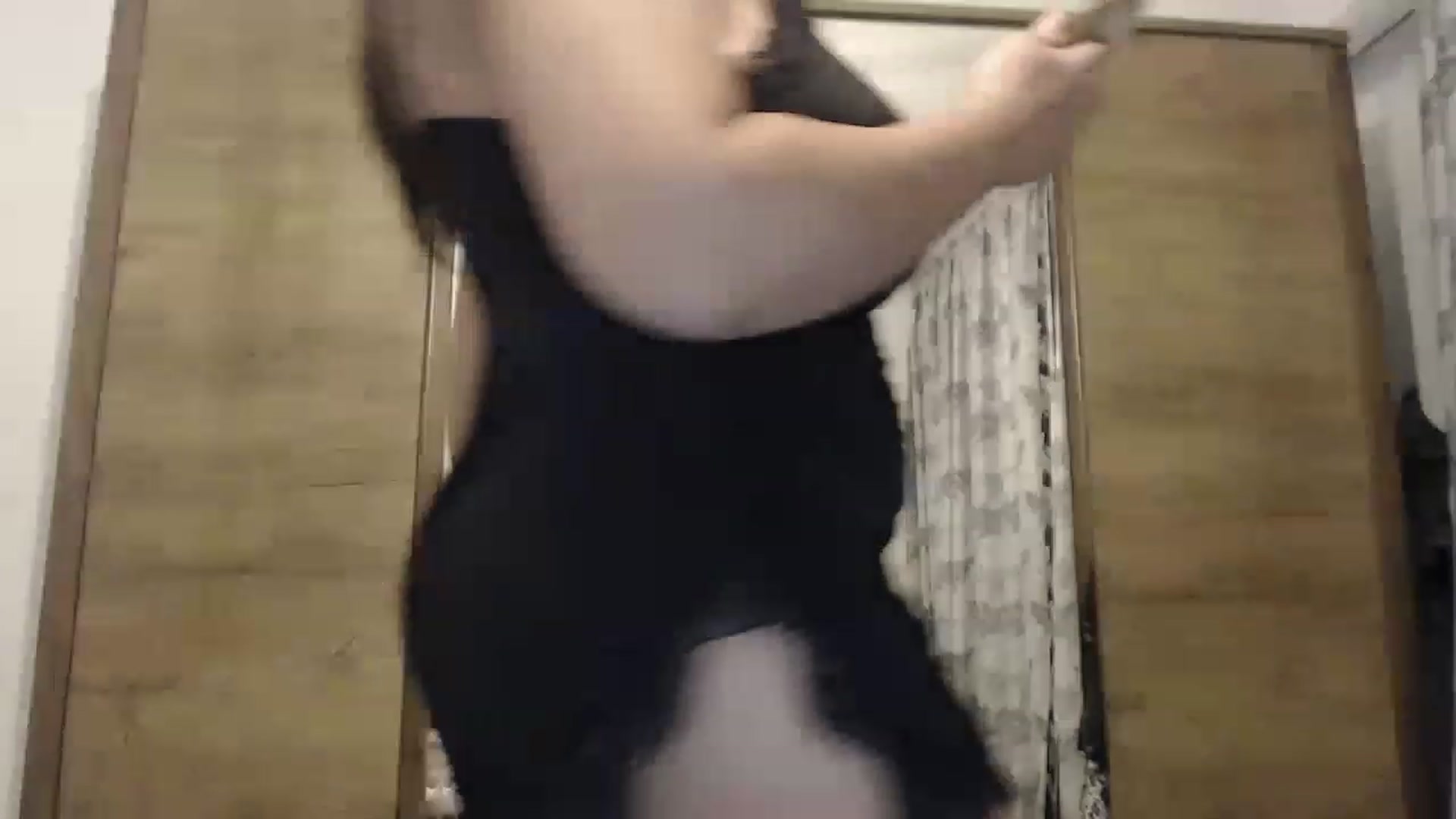 Gallery image thumbnail from GeoBigBoobsX's myfreecams stream on, 11/24/2022, 15:20 image 13 of 20