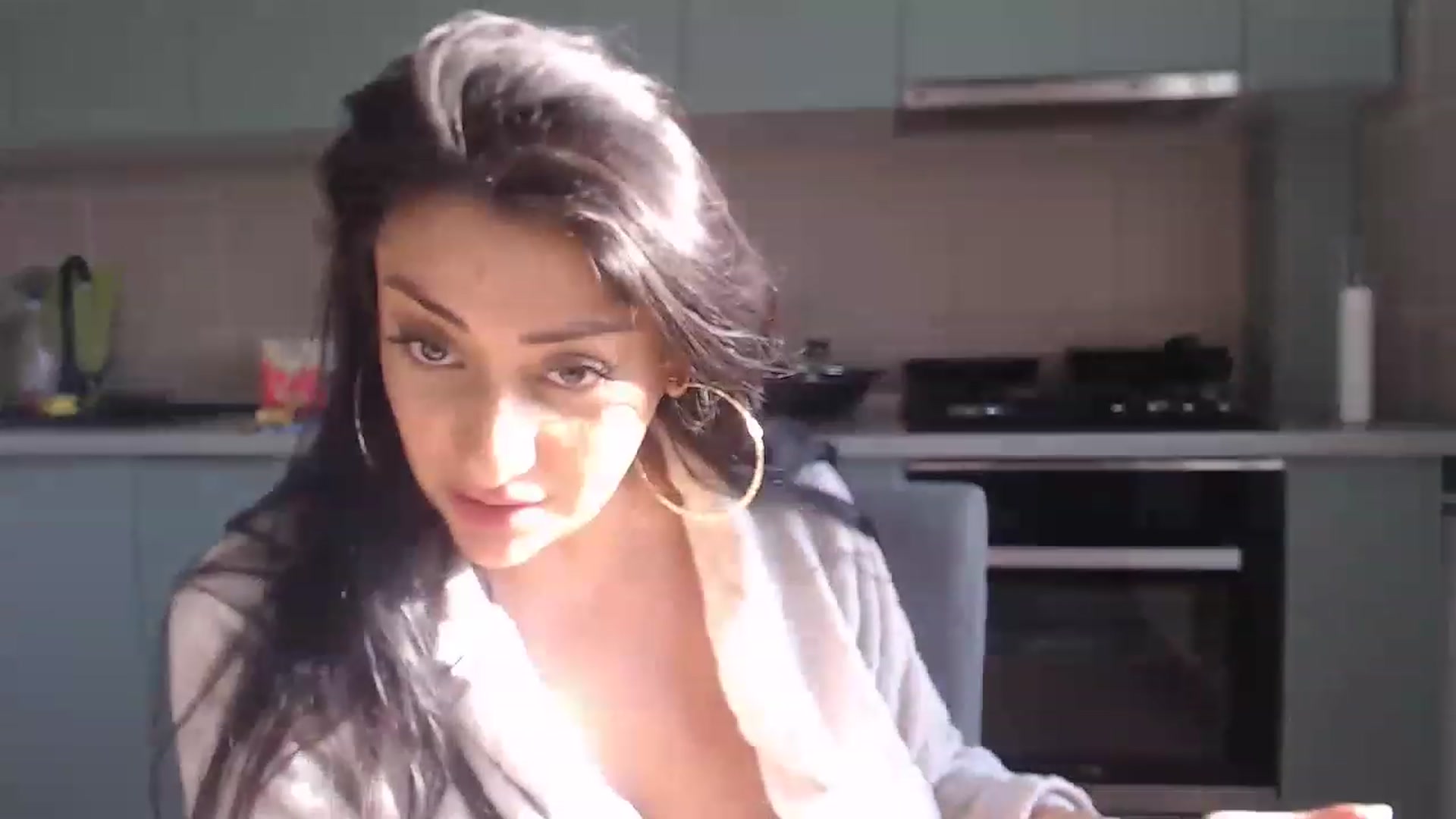Gallery image thumbnail from GeoBigBoobsX's myfreecams stream on, 11/26/2022, 12:11 image 20 of 20