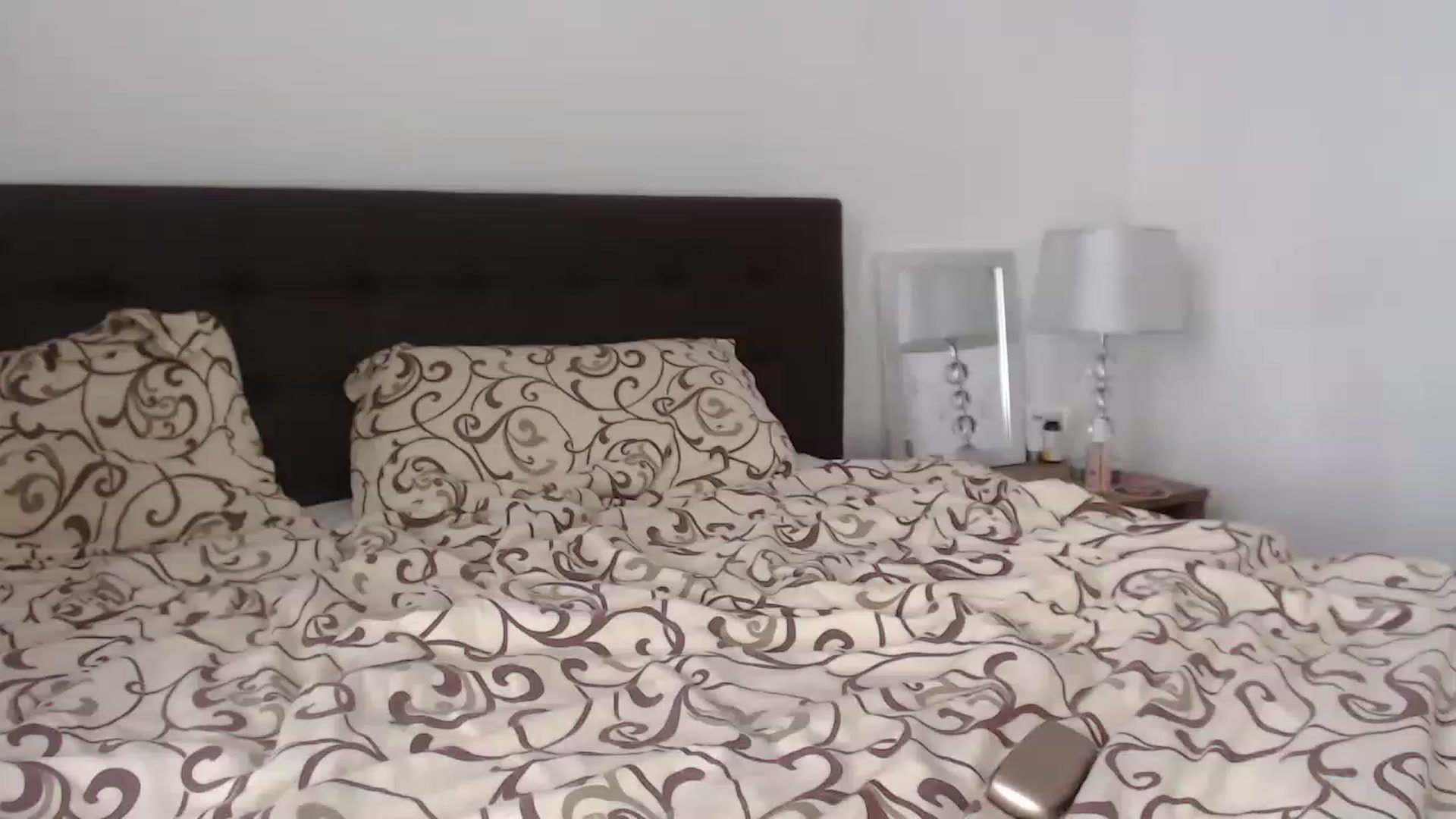 Gallery image thumbnail from GeoBigBoobsX's myfreecams stream on, 11/30/2022, 21:04 image 15 of 20