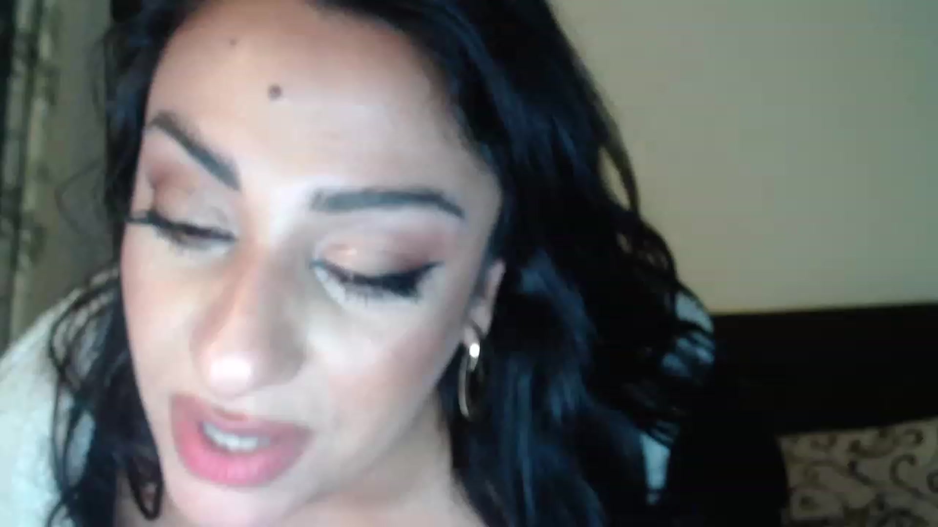 Gallery image thumbnail from GeoBigBoobsX's myfreecams stream on, 11/29/2022, 15:04 image 6 of 20