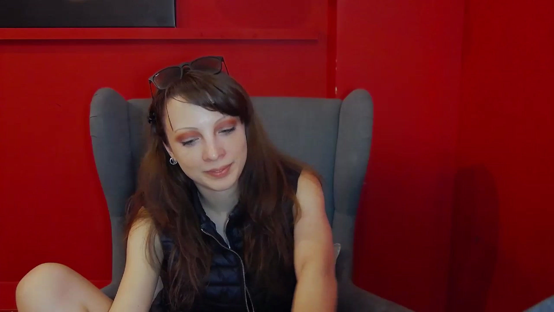 Gallery image thumbnail from Georgia_Ly's myfreecams stream on, 05/24/2024, 19:00 image 9 of 20