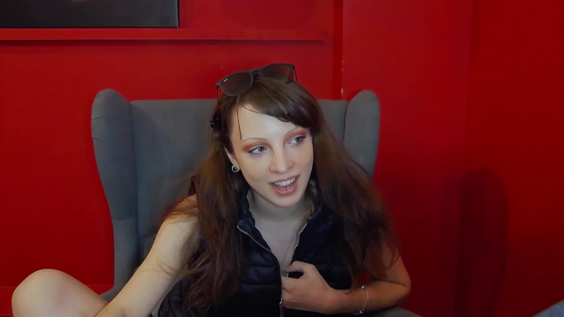 Gallery image thumbnail from Georgia_Ly's myfreecams stream on, 05/24/2024, 19:00 image 7 of 20