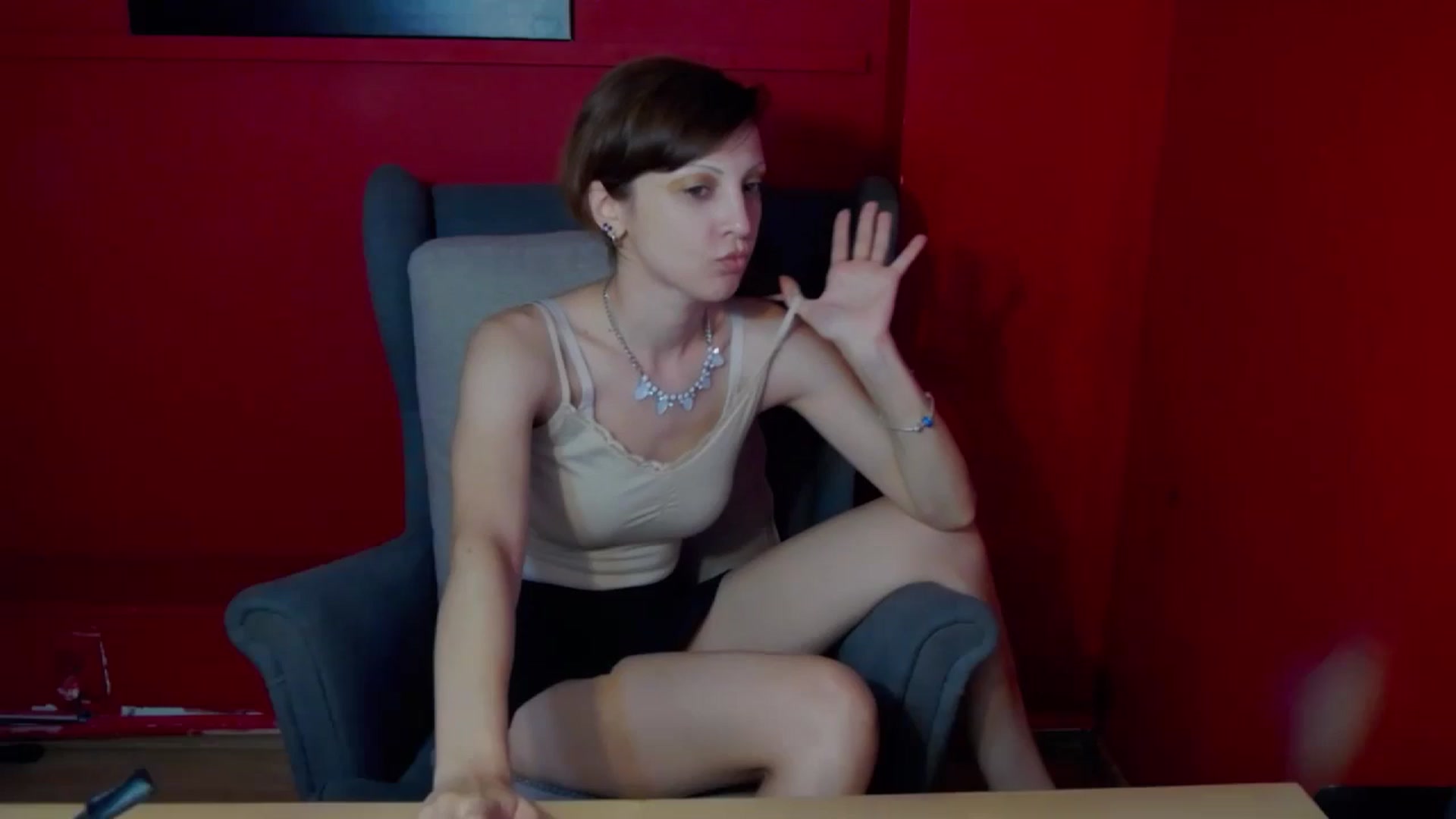 Gallery image thumbnail from Georgia_Ly's myfreecams stream on, 07/04/2024, 22:19 image 1 of 20