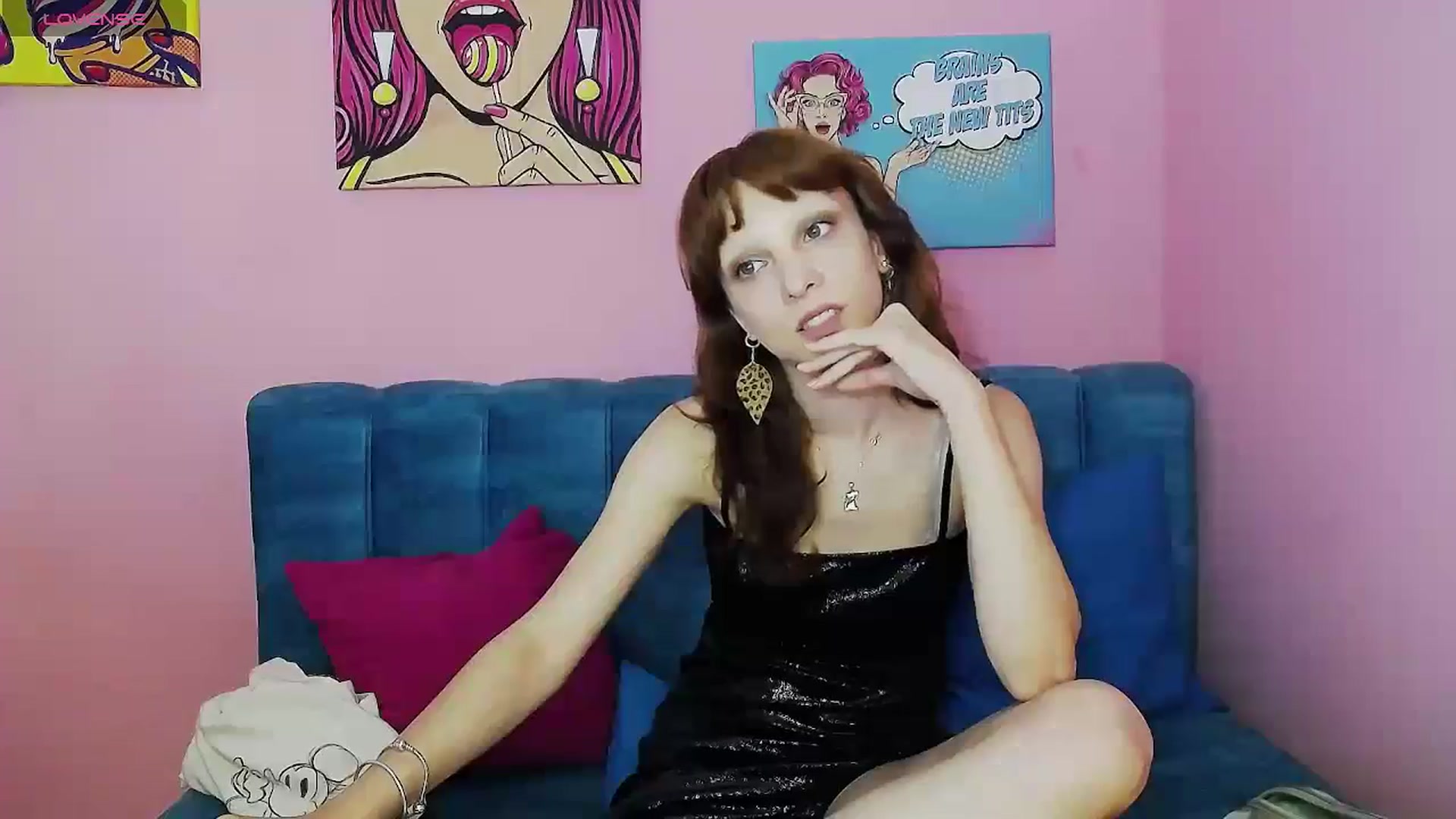 Gallery image thumbnail from Georgia_Ly's myfreecams stream on, 09/12/2024, 22:33 image 4 of 20